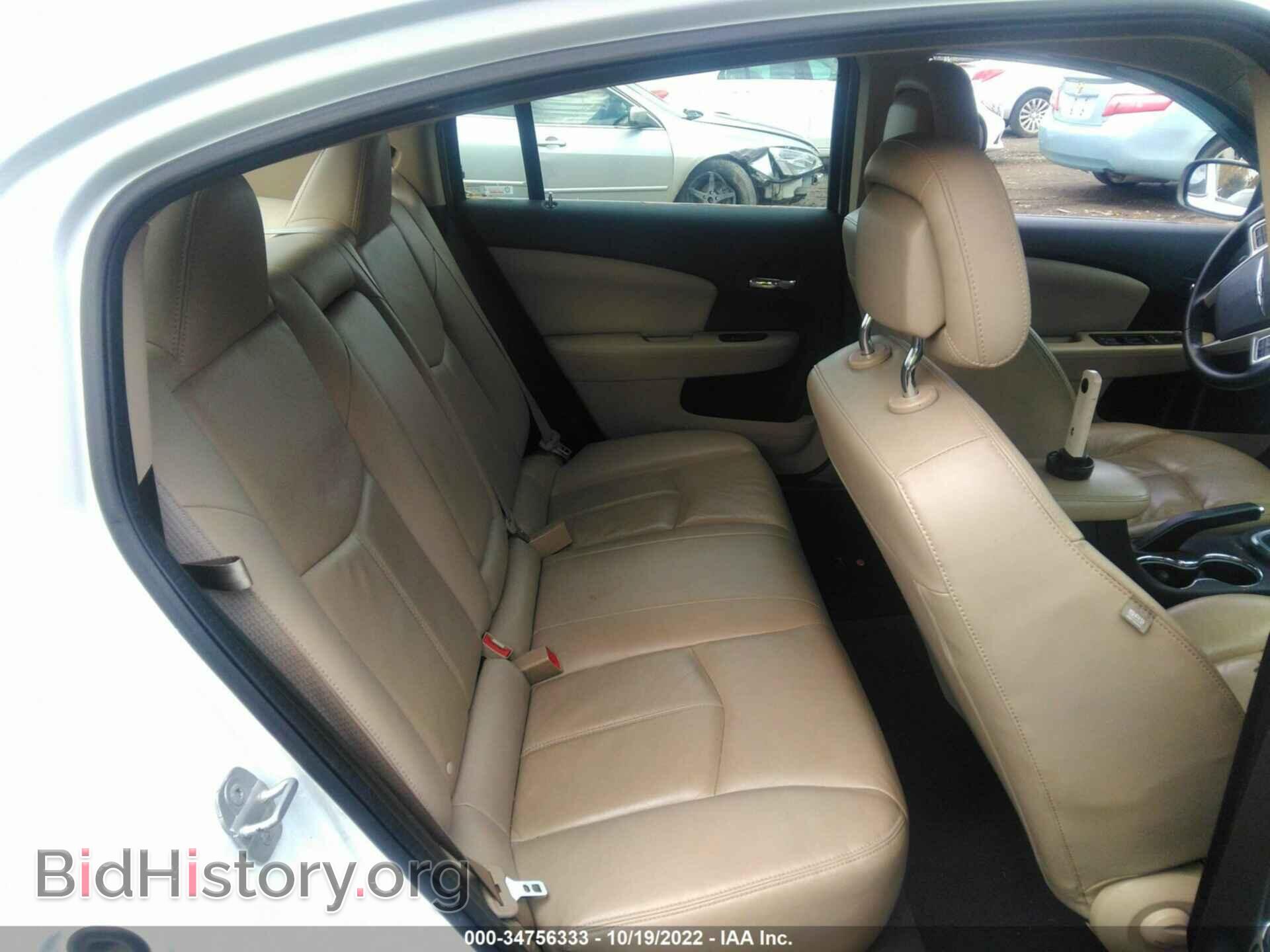 2011 CHRYSLER 200 - VIN: 1C3BC2FG1BN548342 - Photo 8
