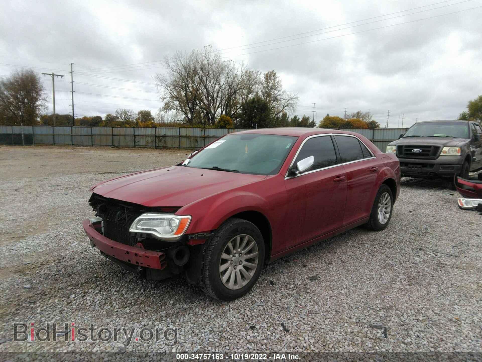 2011 CHRYSLER 300 - VIN: 2C3CA4CG5BH528887 - Фото 2