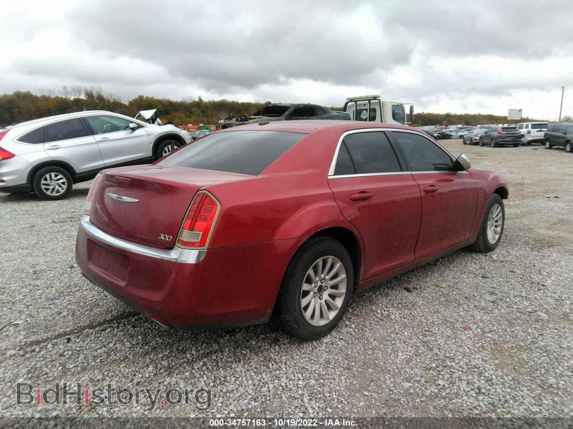 2011 CHRYSLER 300 - VIN: 2C3CA4CG5BH528887 - Фото 4