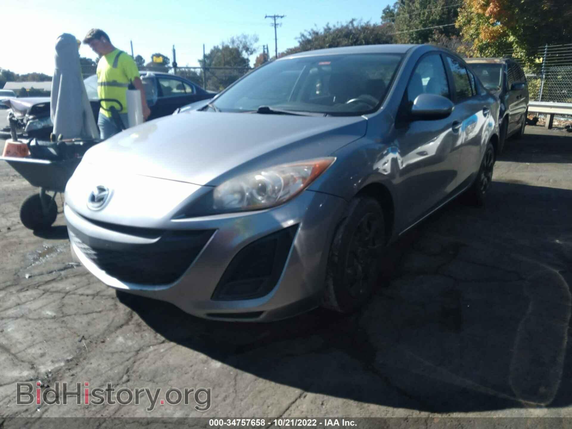 2011 MAZDA MAZDA3 - VIN: JM1BL1UG2B1417419 - Фото 2