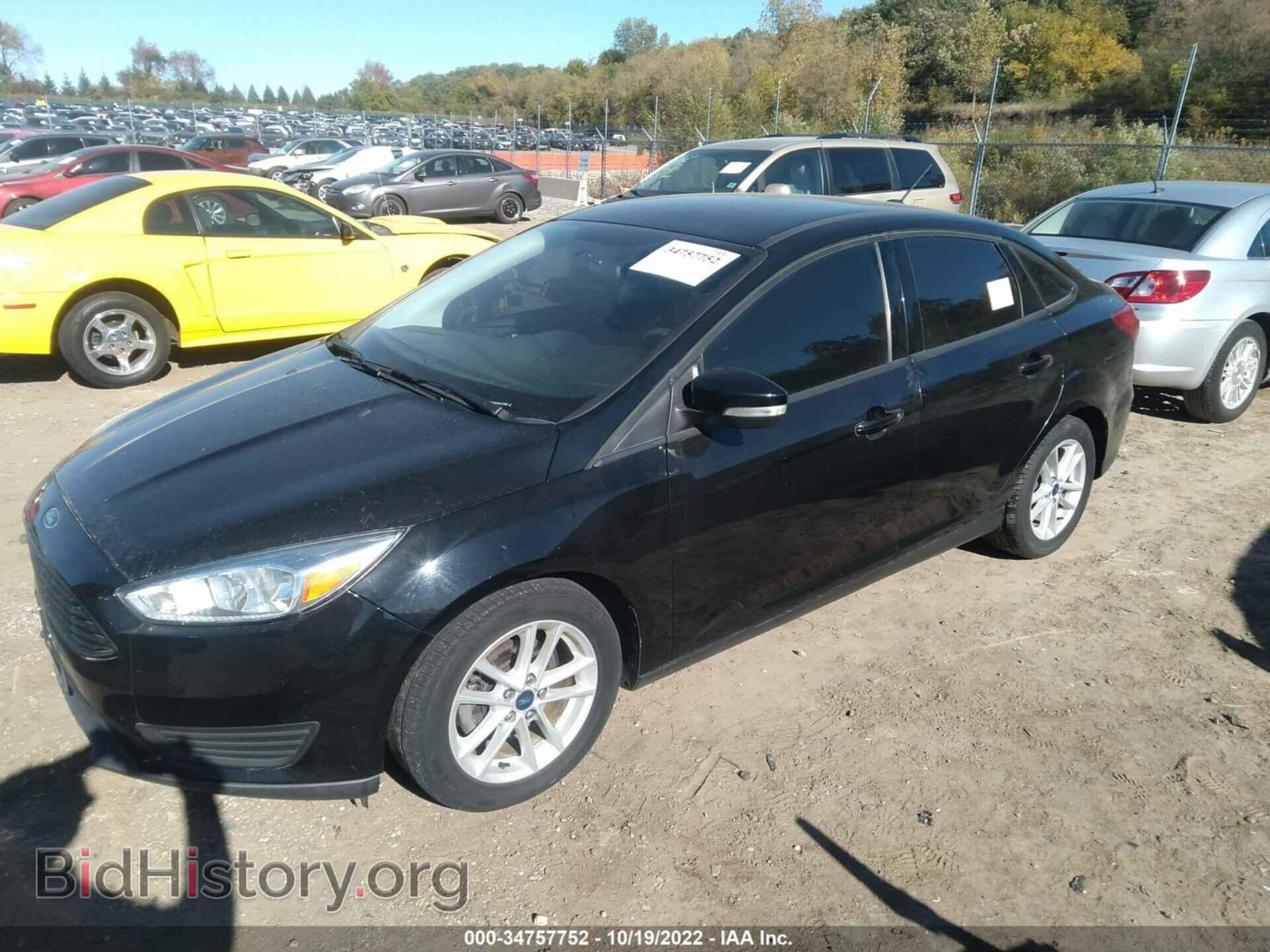 2017 FORD FOCUS - VIN: 1FADP3F23HL278995 - Photo 2