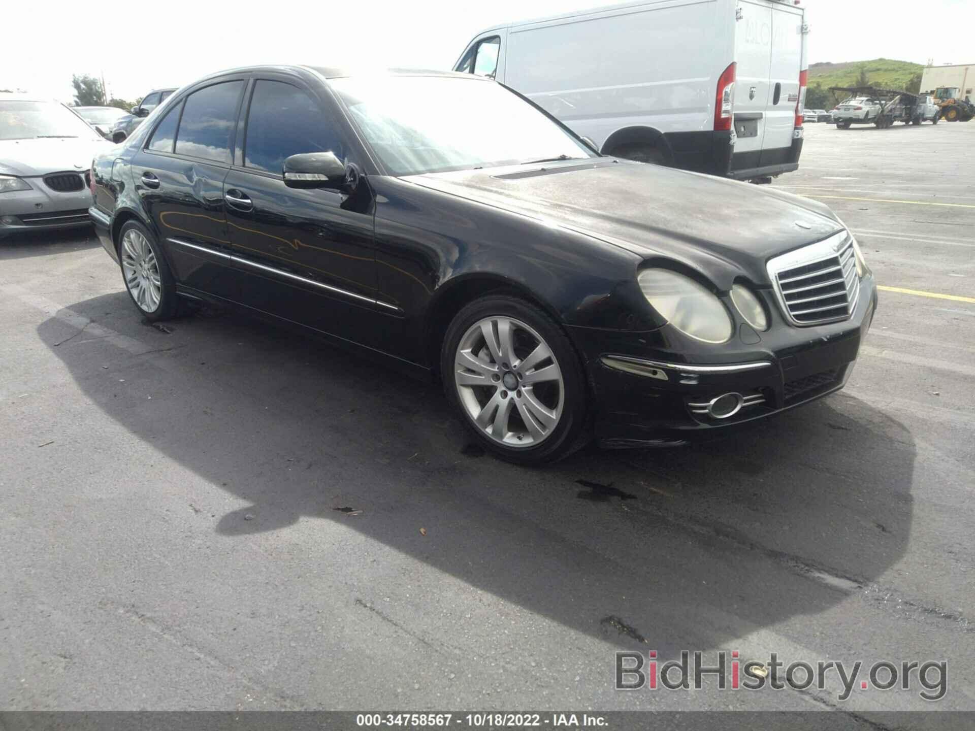 Photo WDBUF56X68B290454 - MERCEDES-BENZ E-CLASS 2008