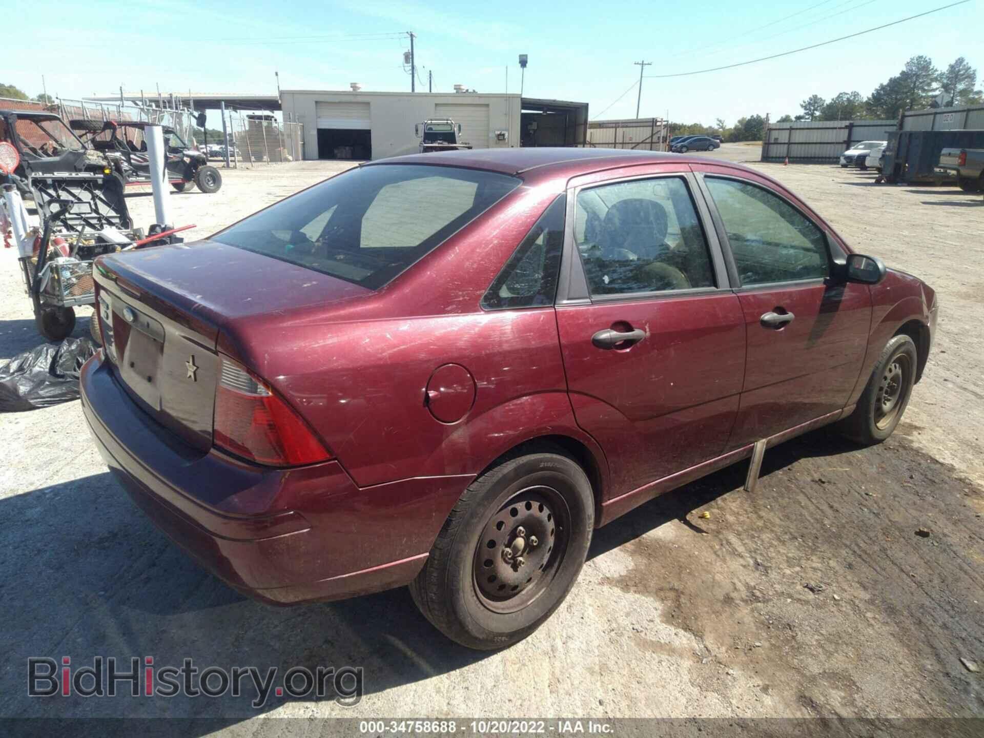2007 FORD FOCUS - VIN: 1FAHP34N97W283436 - Фото 4