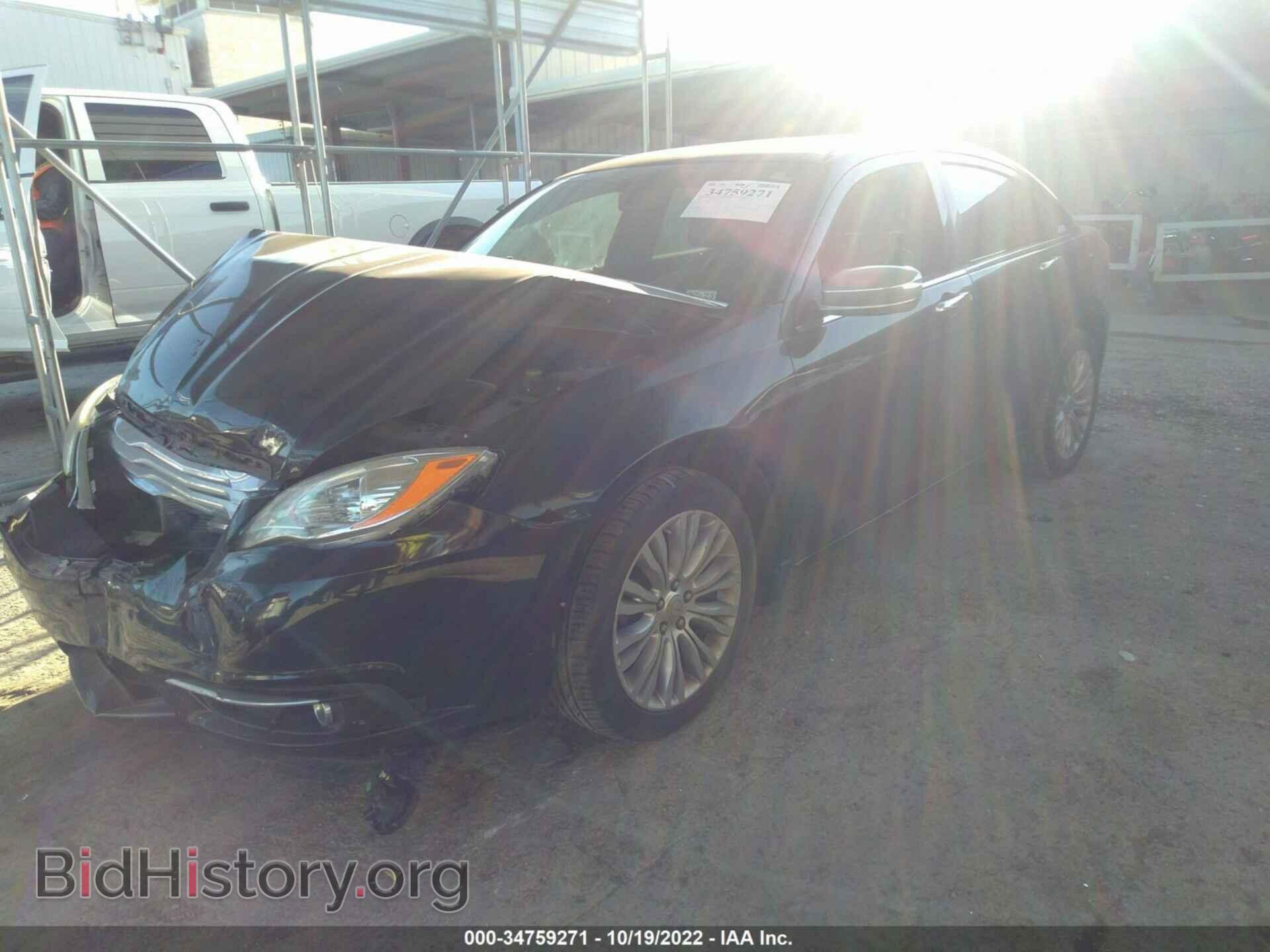 2011 CHRYSLER 200 - VIN: 1C3BC2FG6BN618577 - Фото 2