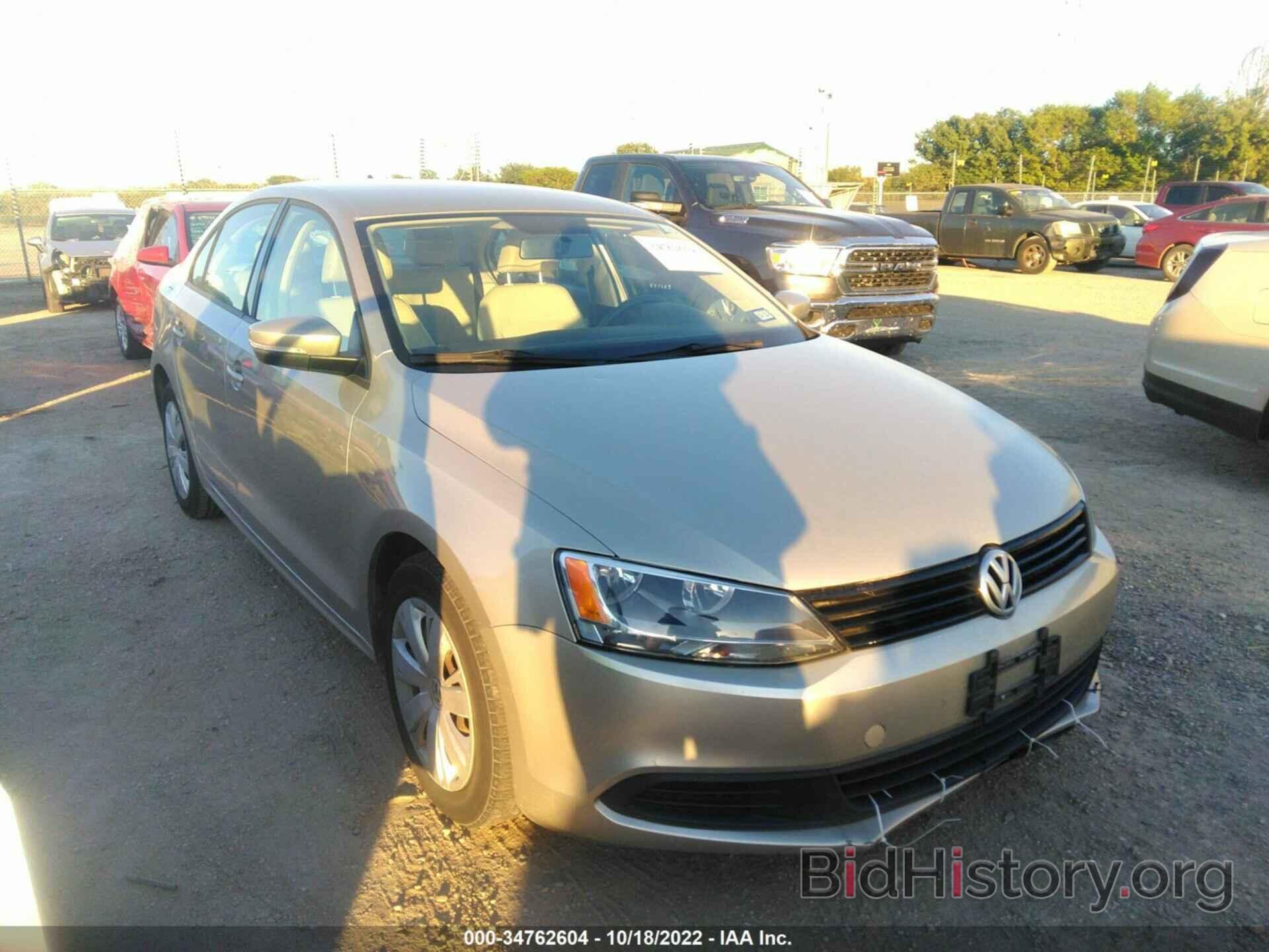 Photo 3VWD07AJ2EM214183 - VOLKSWAGEN JETTA SEDAN 2014