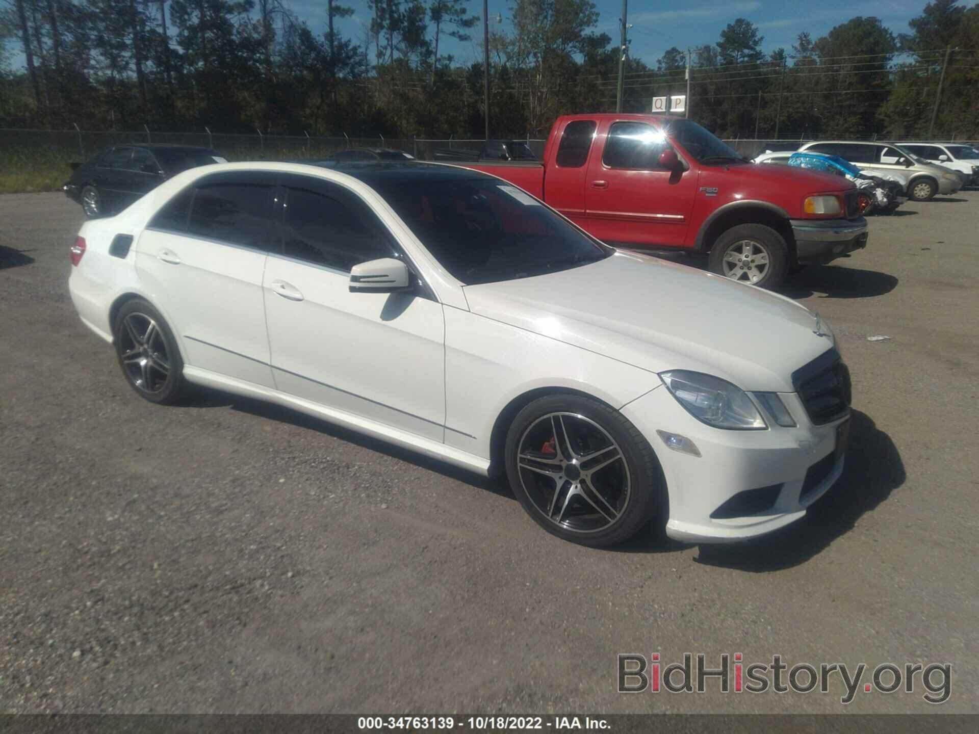 Photo WDDHF8HB6BA362911 - MERCEDES-BENZ E-CLASS 2011