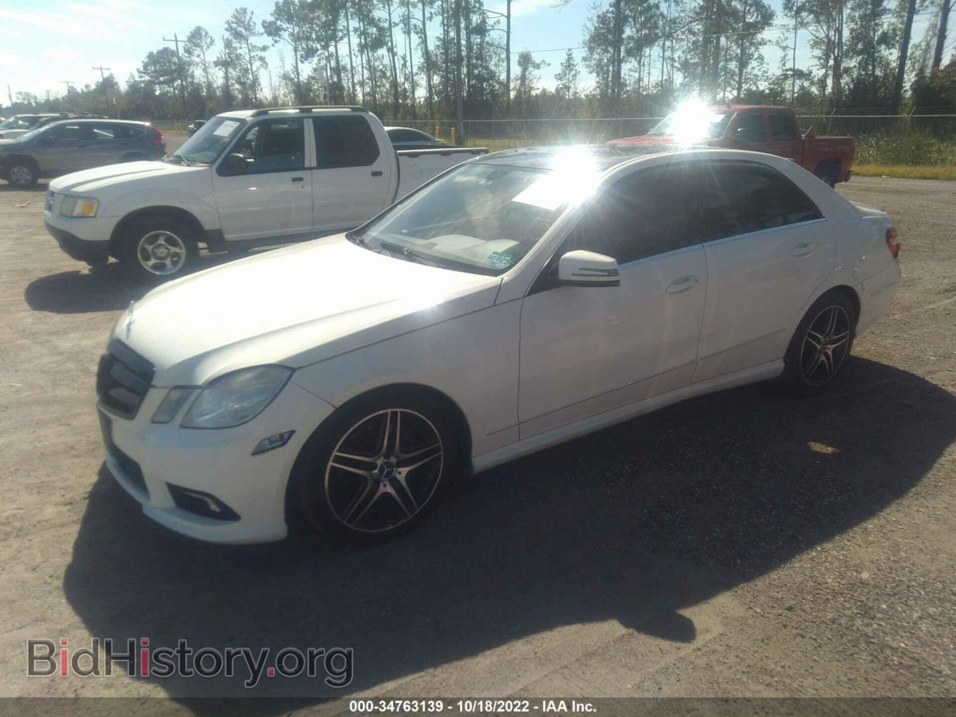 2011 MERCEDES-BENZ E-CLASS - VIN: WDDHF8HB6BA362911 - Фото 2