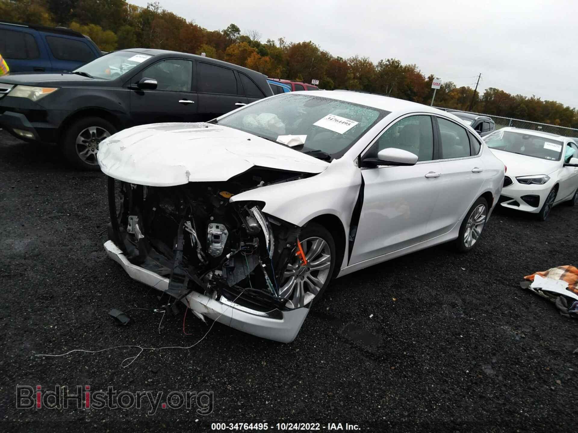 2015 CHRYSLER 200 - VIN: 1C3CCCAB1FN558414 - Фото 2