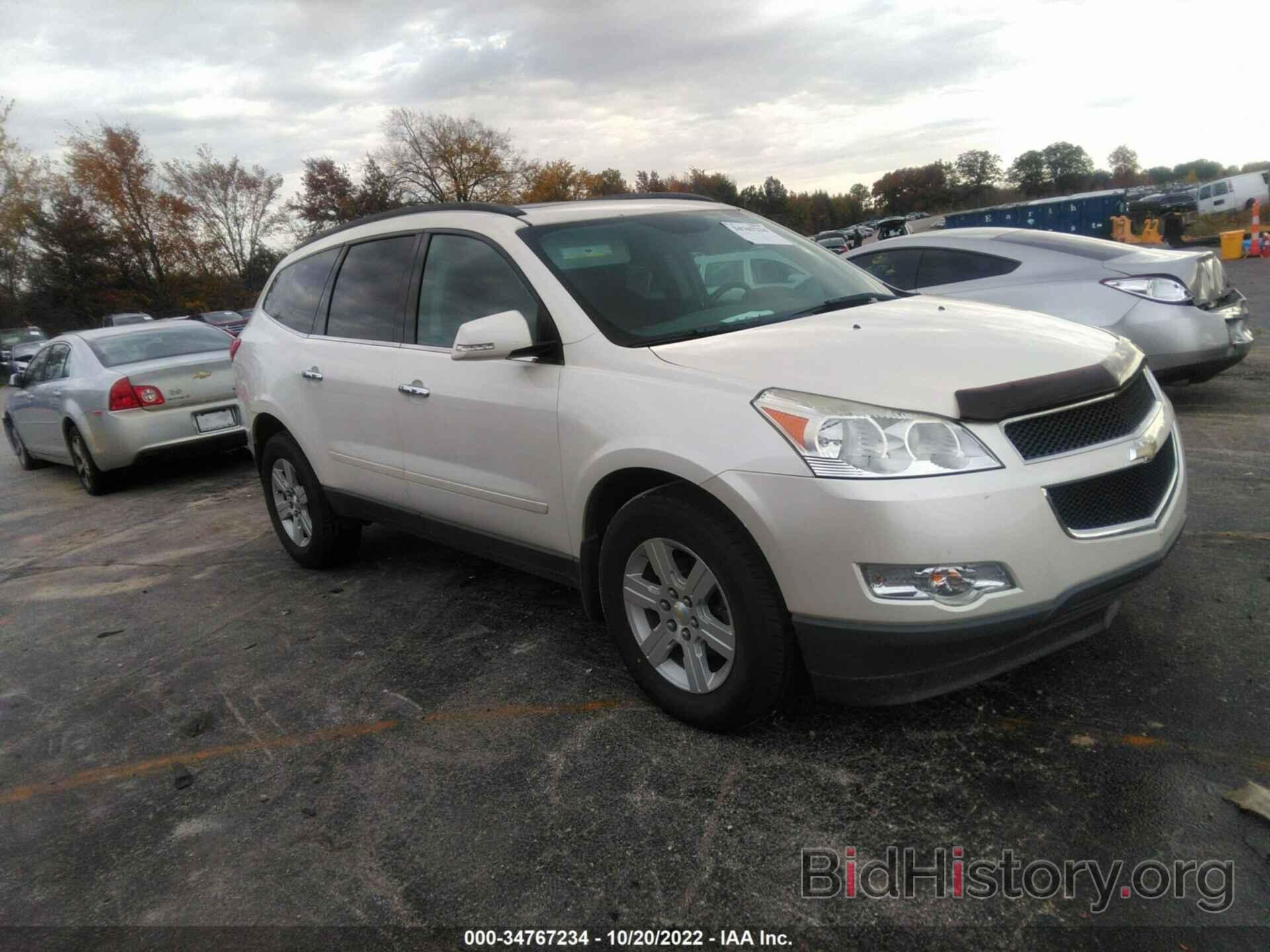 Photo 1GNKVGED4BJ159204 - CHEVROLET TRAVERSE 2011