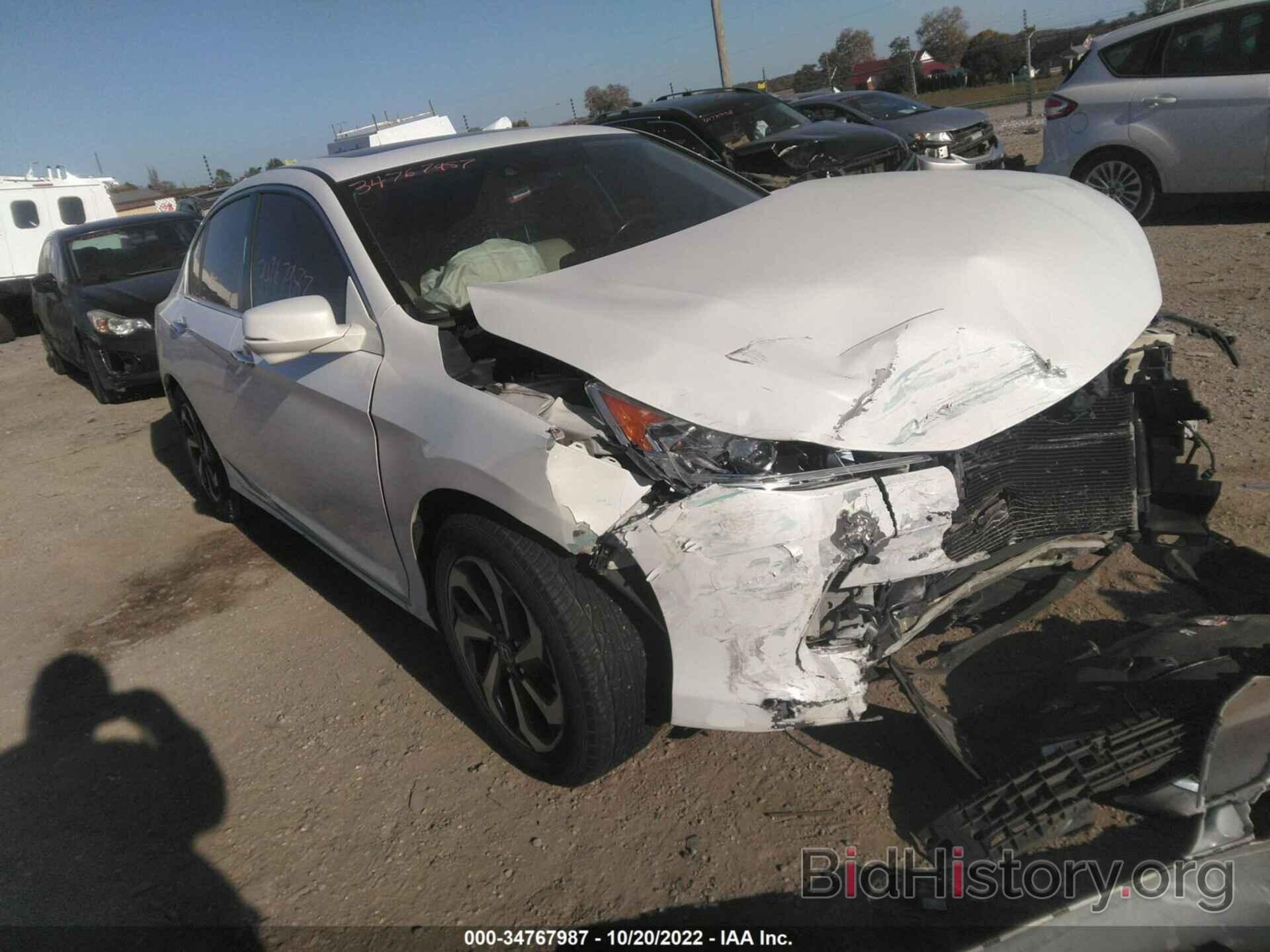 Photo 1HGCR2F90HA029168 - HONDA ACCORD SEDAN 2017