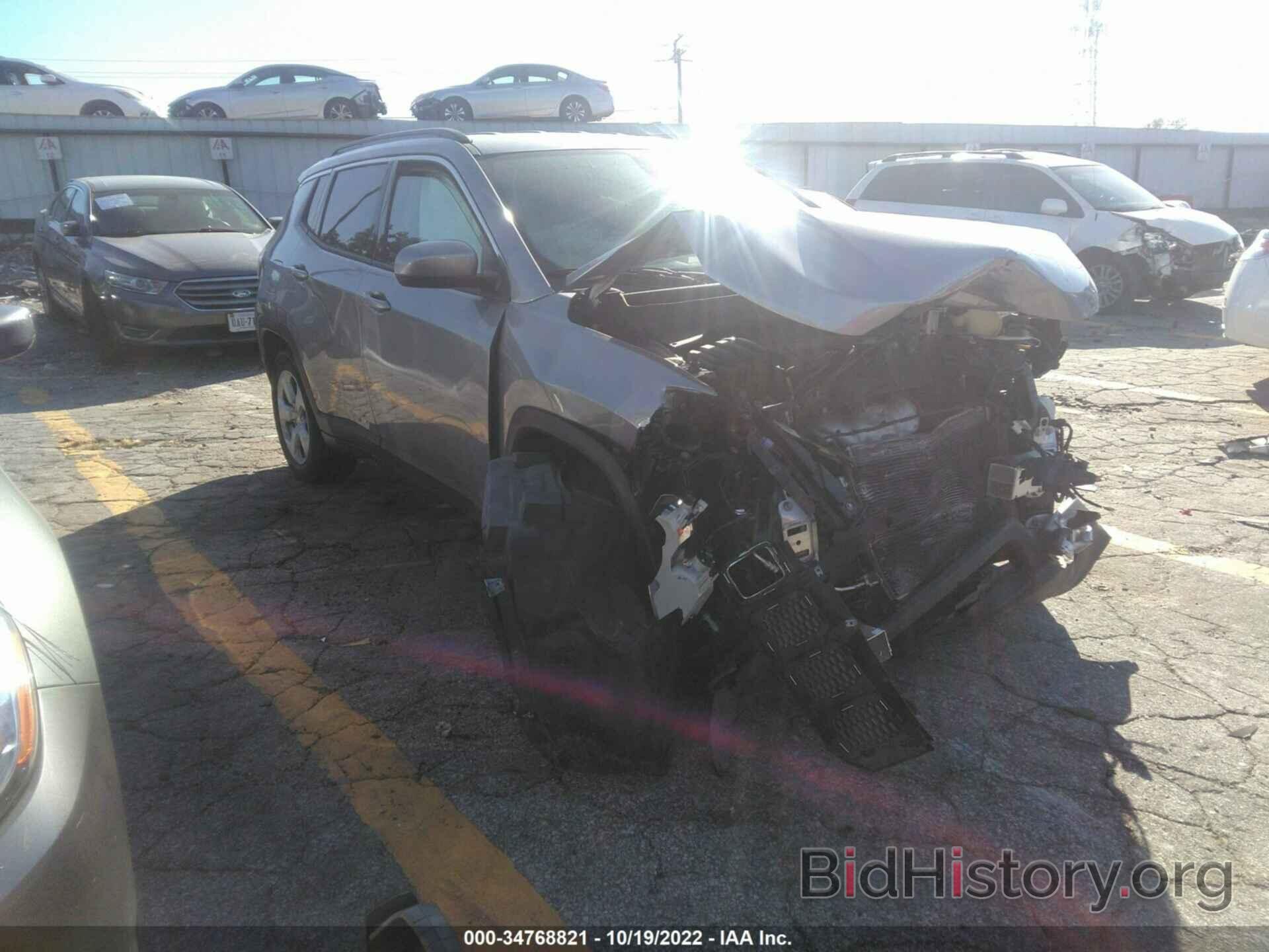 Photo 3C4NJCBB3KT654743 - JEEP COMPASS 2019