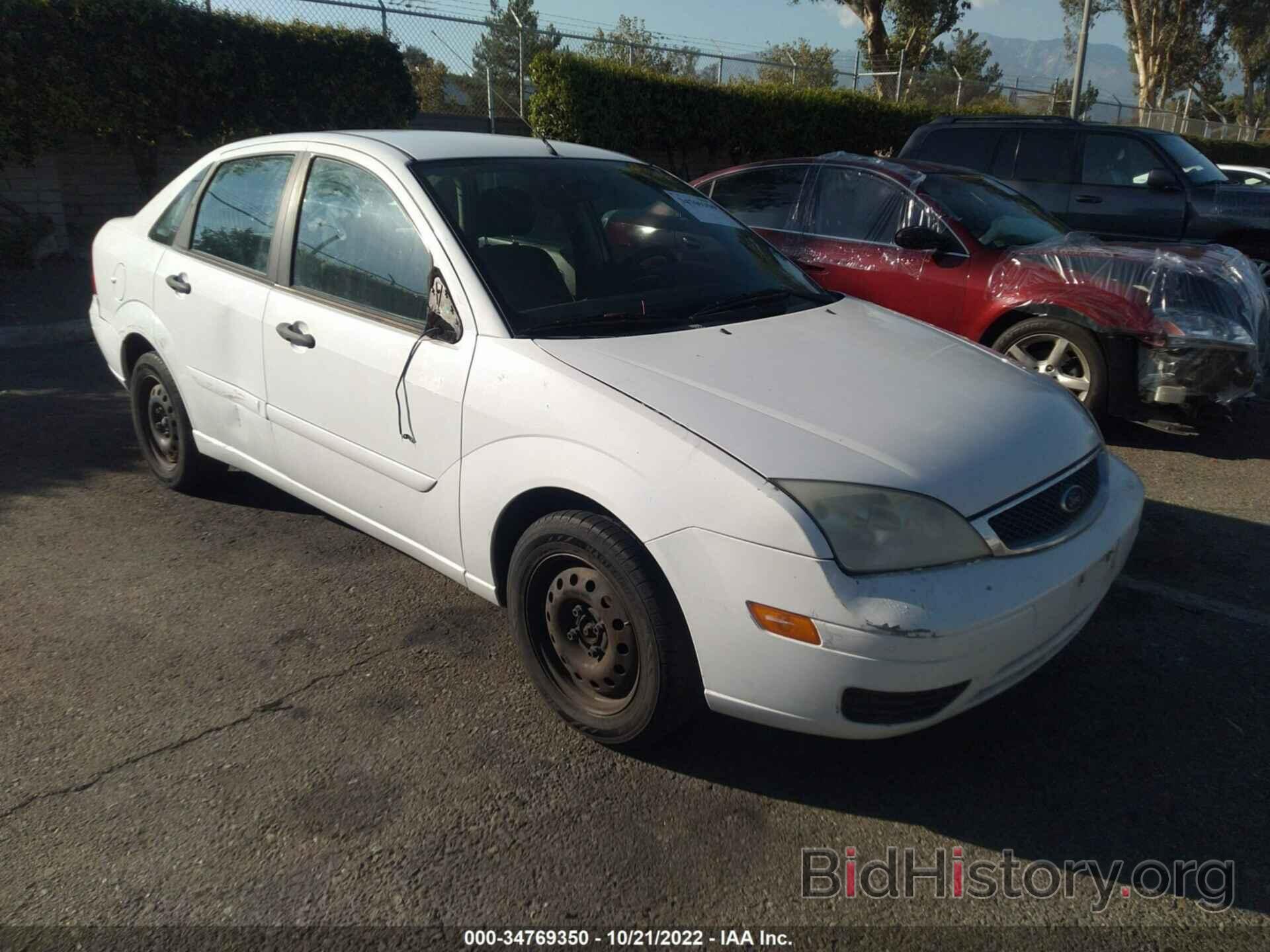 Photo 1FAFP34N96W203638 - FORD FOCUS 2006