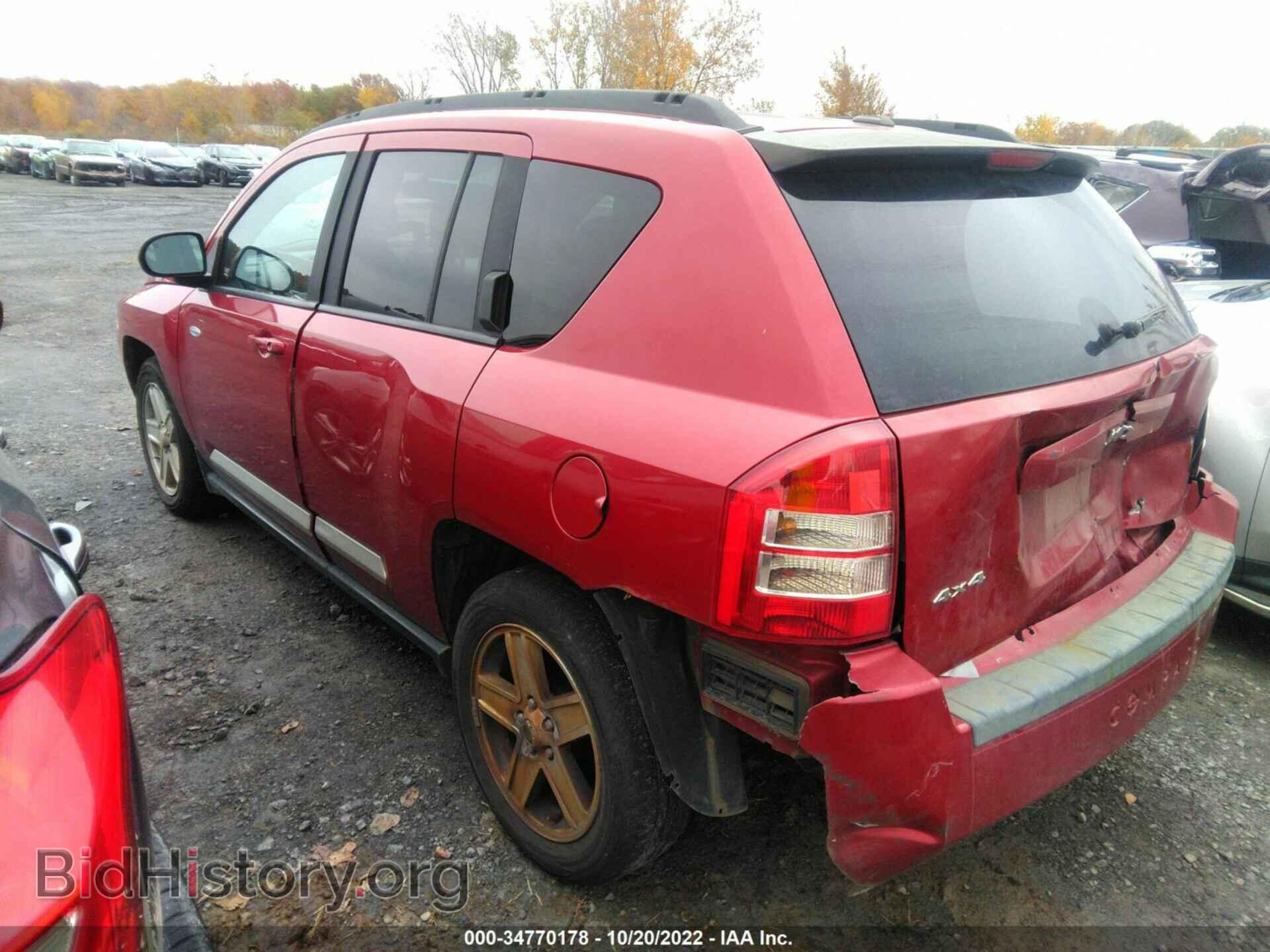 2010 JEEP COMPASS - VIN: 1J4NF1FB5AD637814 - Фото 3