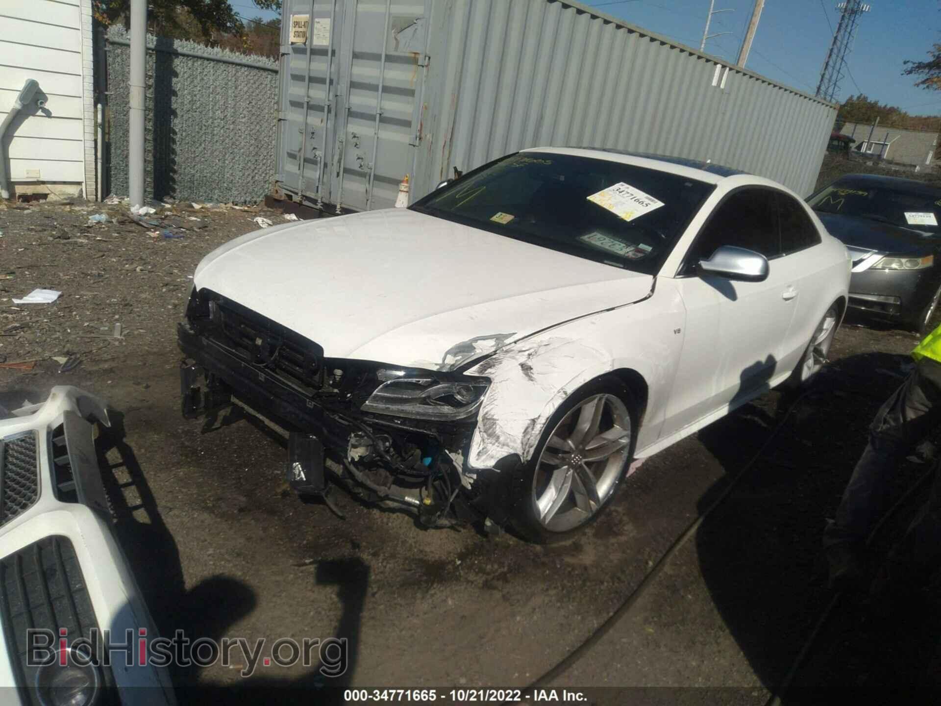 2010 AUDI S5 - VIN: WAUCVAFR6AA035807 - Фото 2