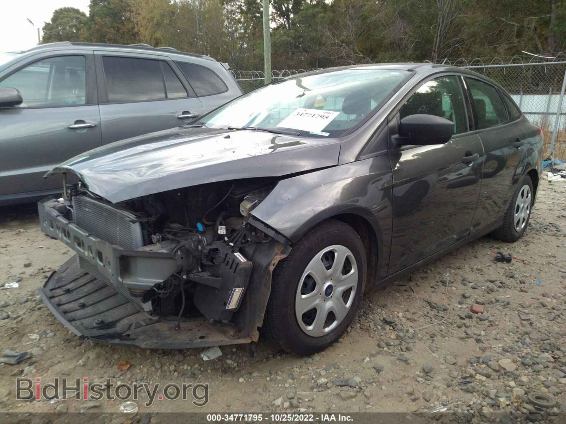 2016 FORD FOCUS - VIN: 1FADP3E23GL219378 - Photo 2
