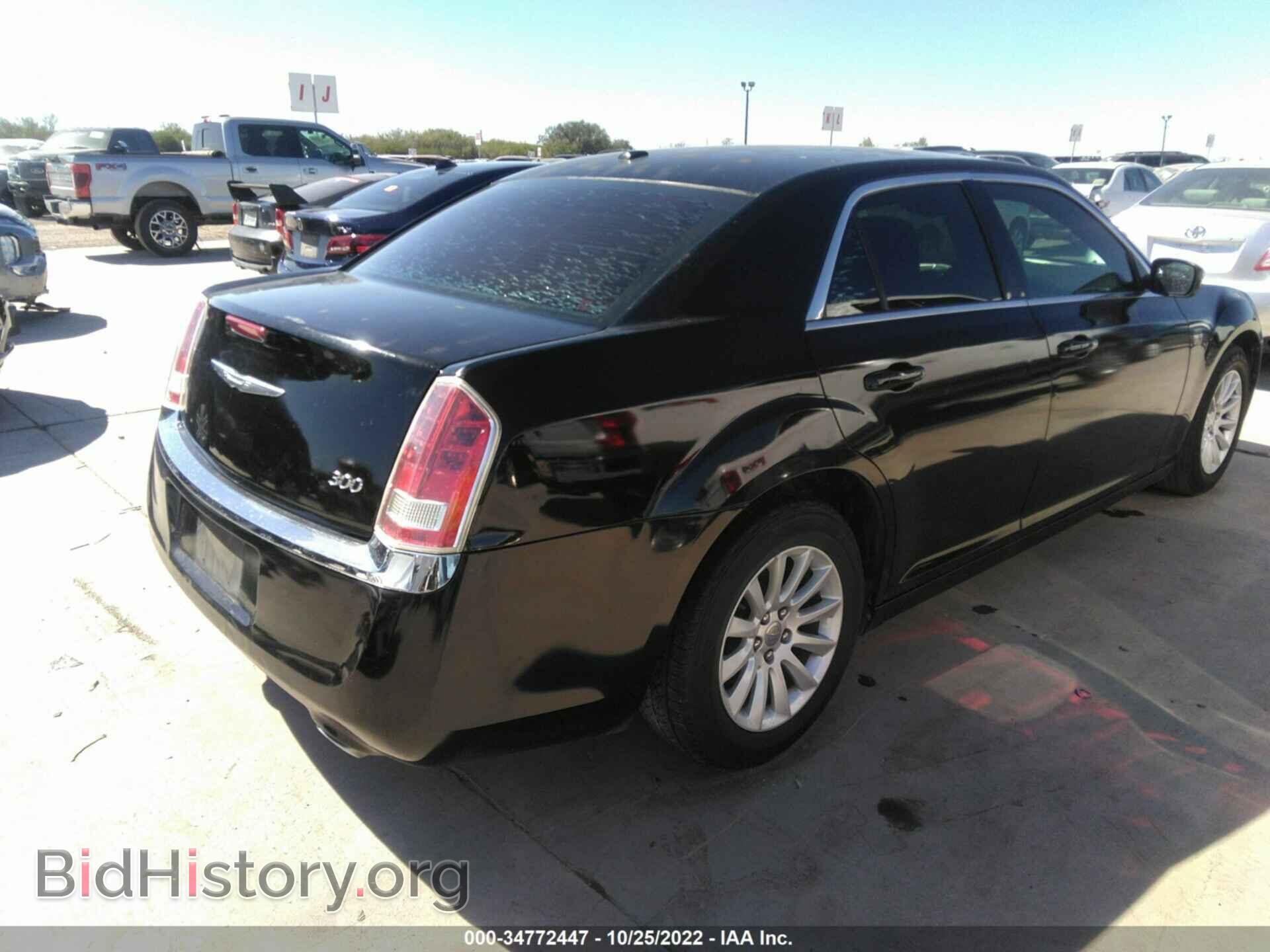 2013 CHRYSLER 300 - VIN: 2C3CCAAG2DH520728 - Photo 4