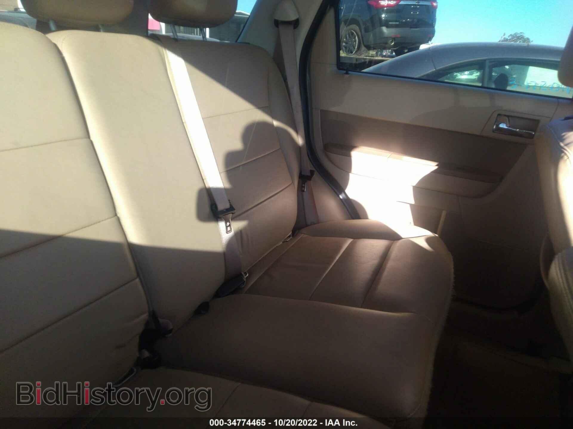 2011 FORD ESCAPE - VIN: 1FMCU0EG7BKB77557 - Фото 8