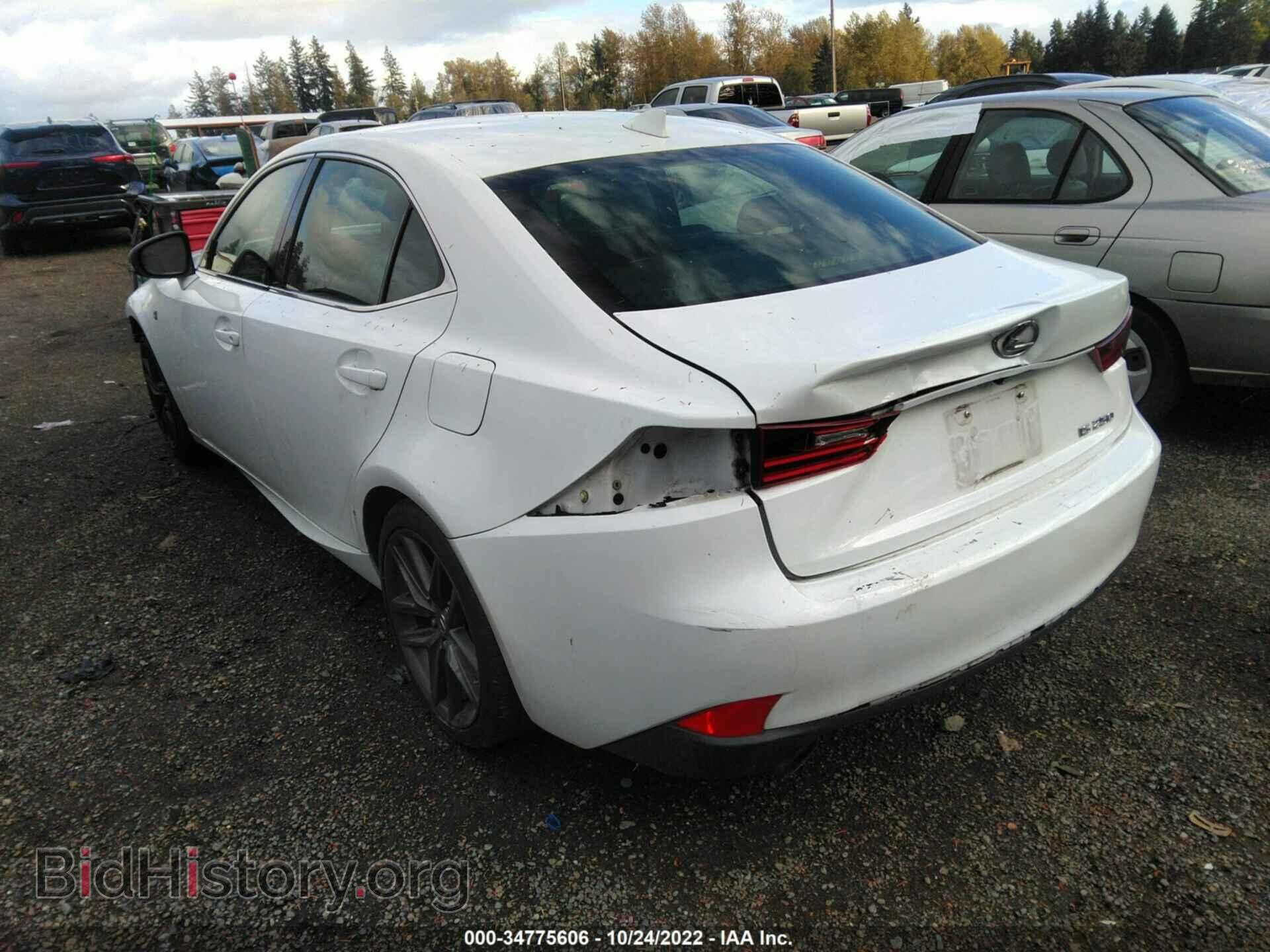 2015 LEXUS IS 250 - VIN: JTHBF1D28F5082224 - Photo 3