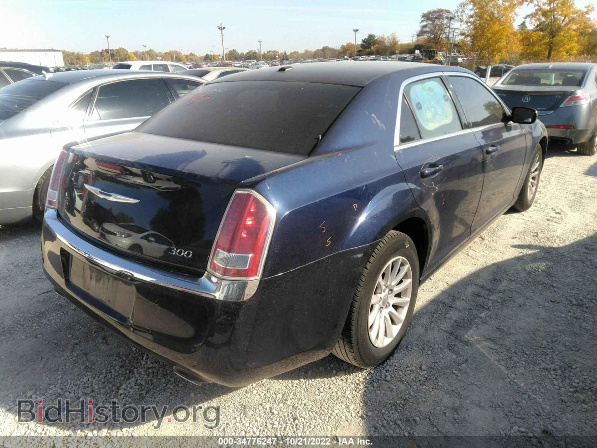 2014 CHRYSLER 300 - VIN: 2C3CCAAG8EH244489 - Фото 4