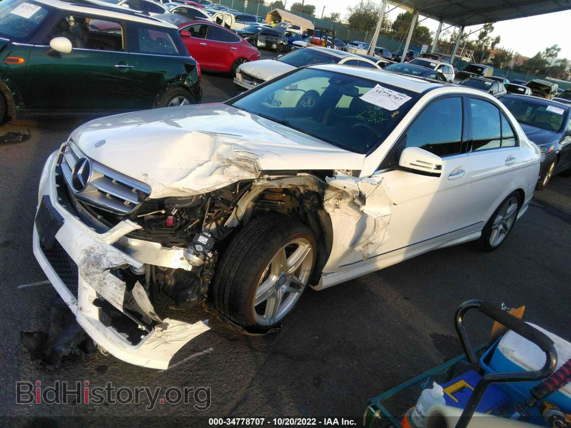 2013 MERCEDES-BENZ C-CLASS - VIN: WDDGF4HB0DA834155 - Фото 2