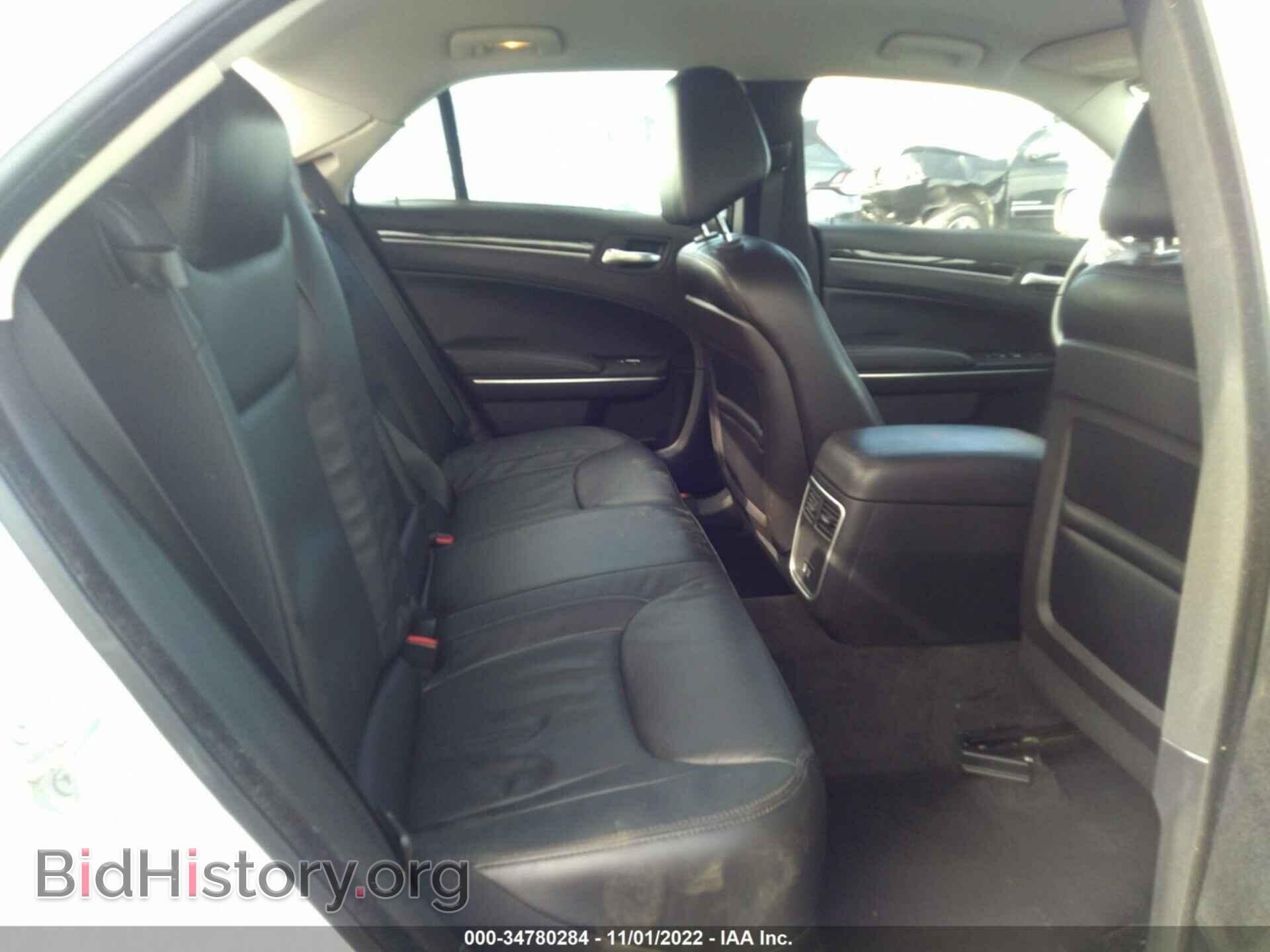 2016 CHRYSLER 300 - VIN: 2C3CCAAG2GH144861 - Фото 8