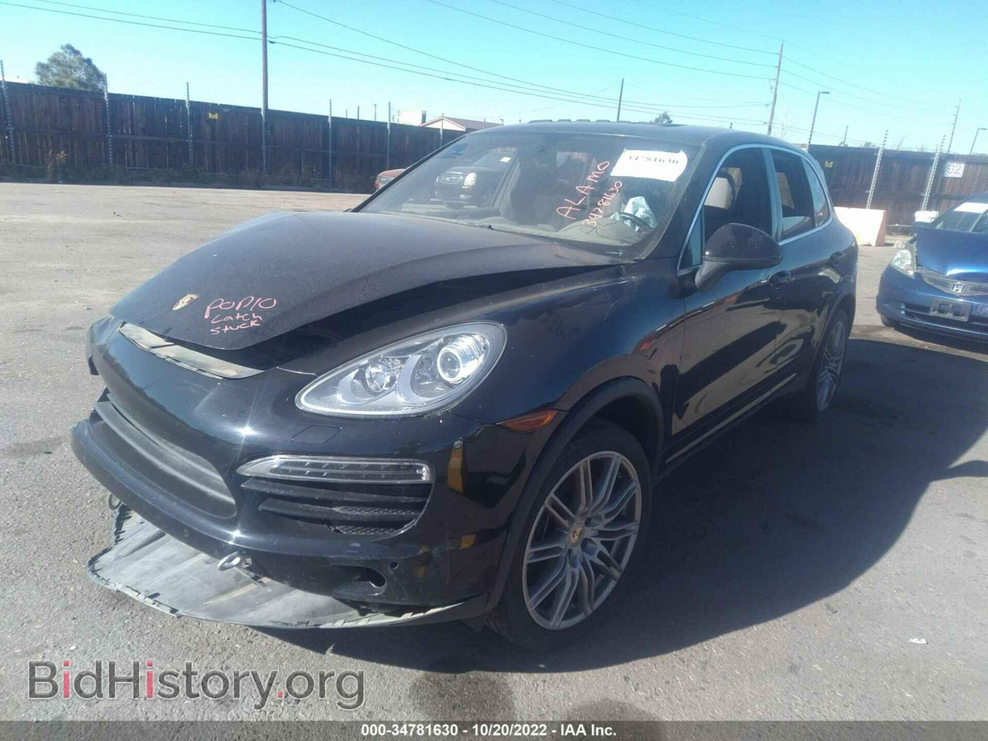 2012 PORSCHE CAYENNE - VIN: WP1AA2A26CLA11986 - Photo 2