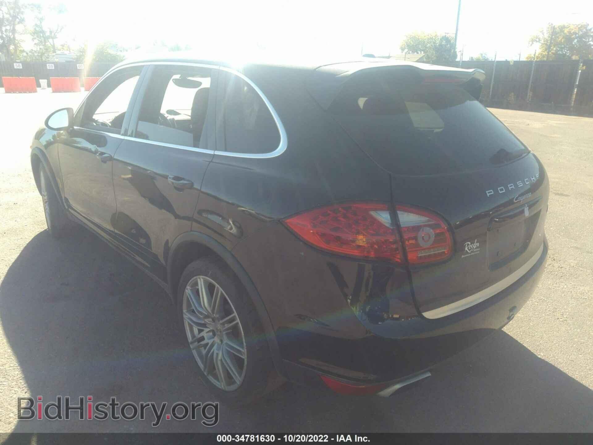 2012 PORSCHE CAYENNE - VIN: WP1AA2A26CLA11986 - Photo 3
