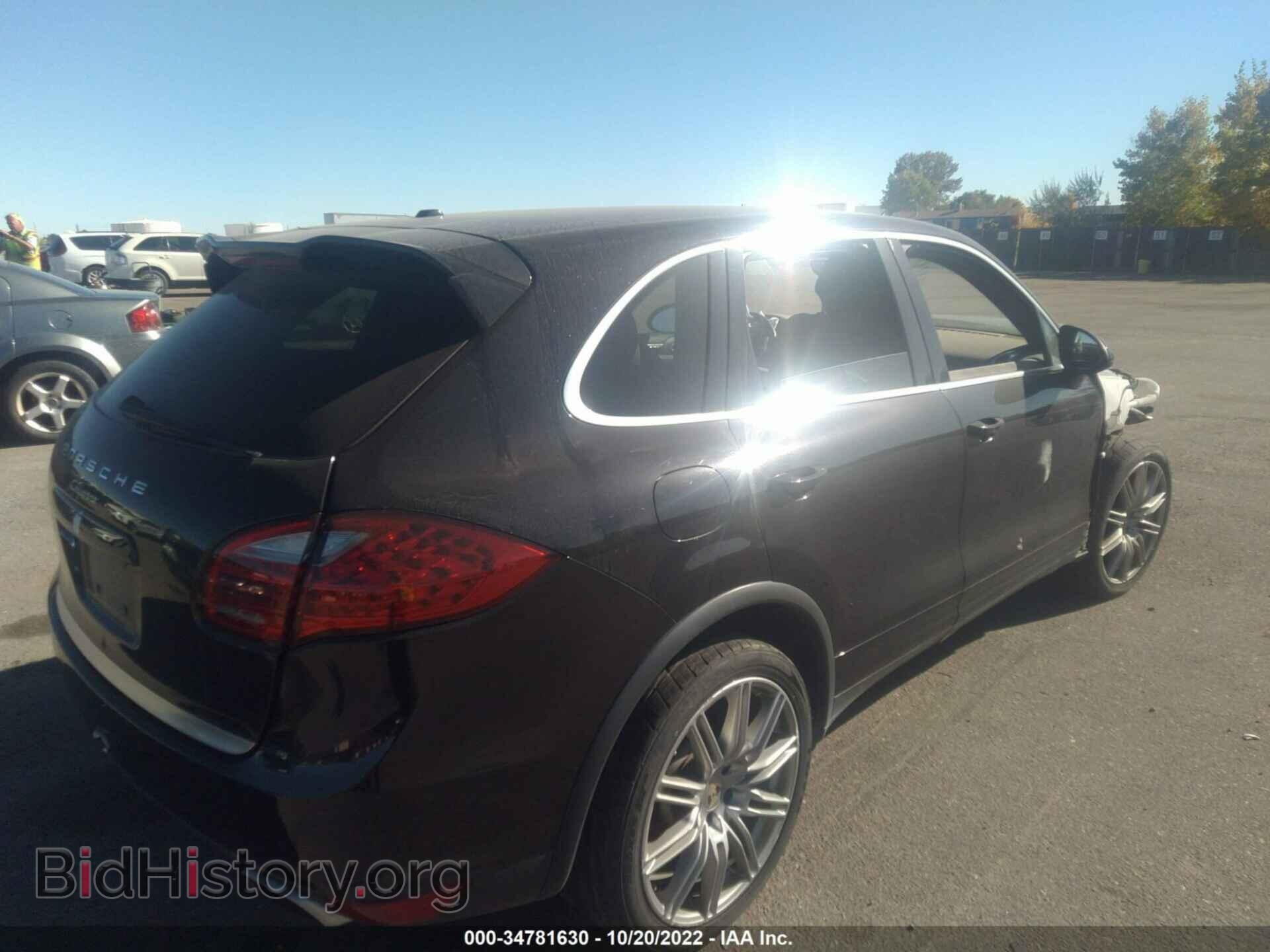 2012 PORSCHE CAYENNE - VIN: WP1AA2A26CLA11986 - Photo 4