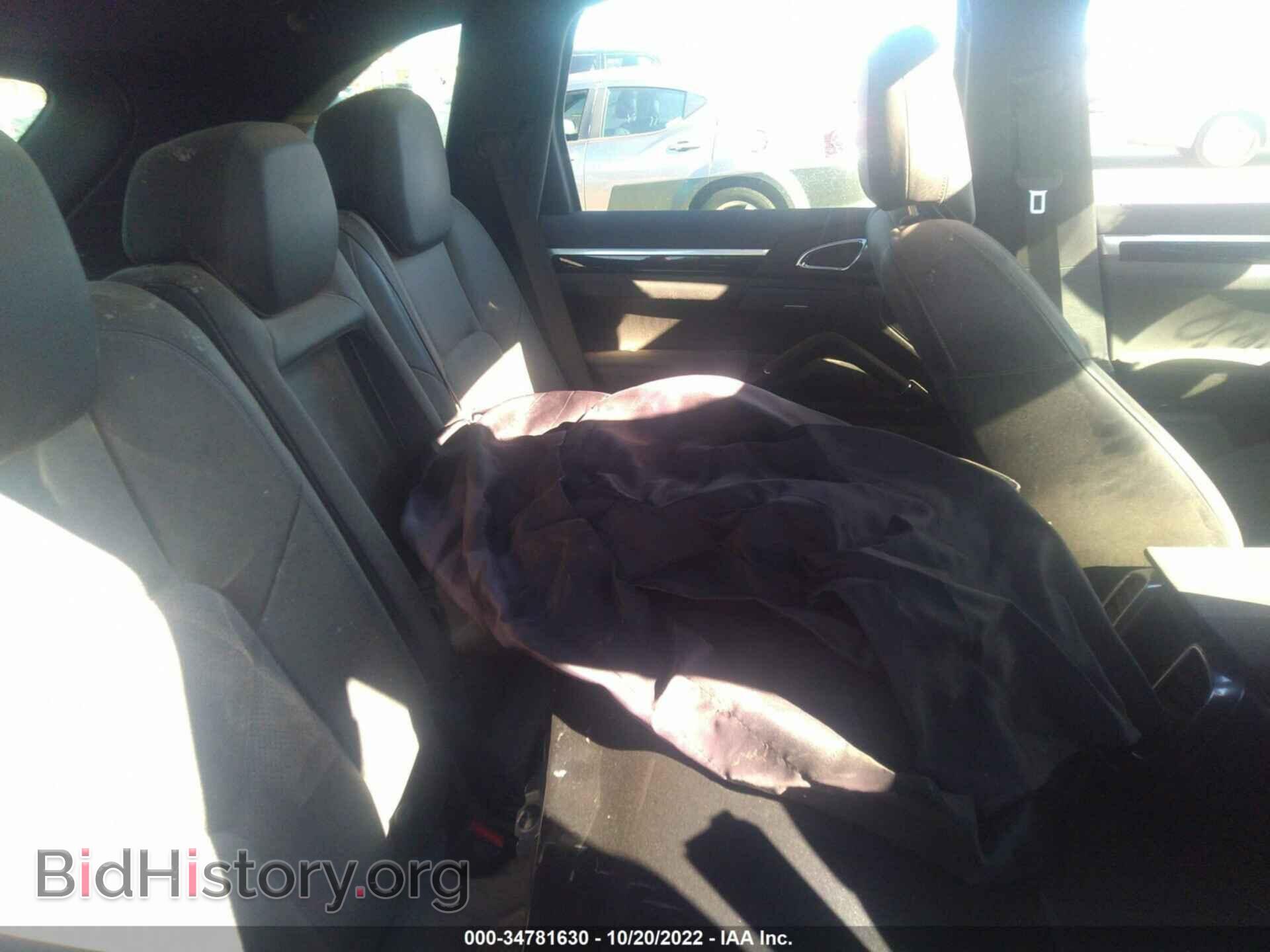 2012 PORSCHE CAYENNE - VIN: WP1AA2A26CLA11986 - Photo 8