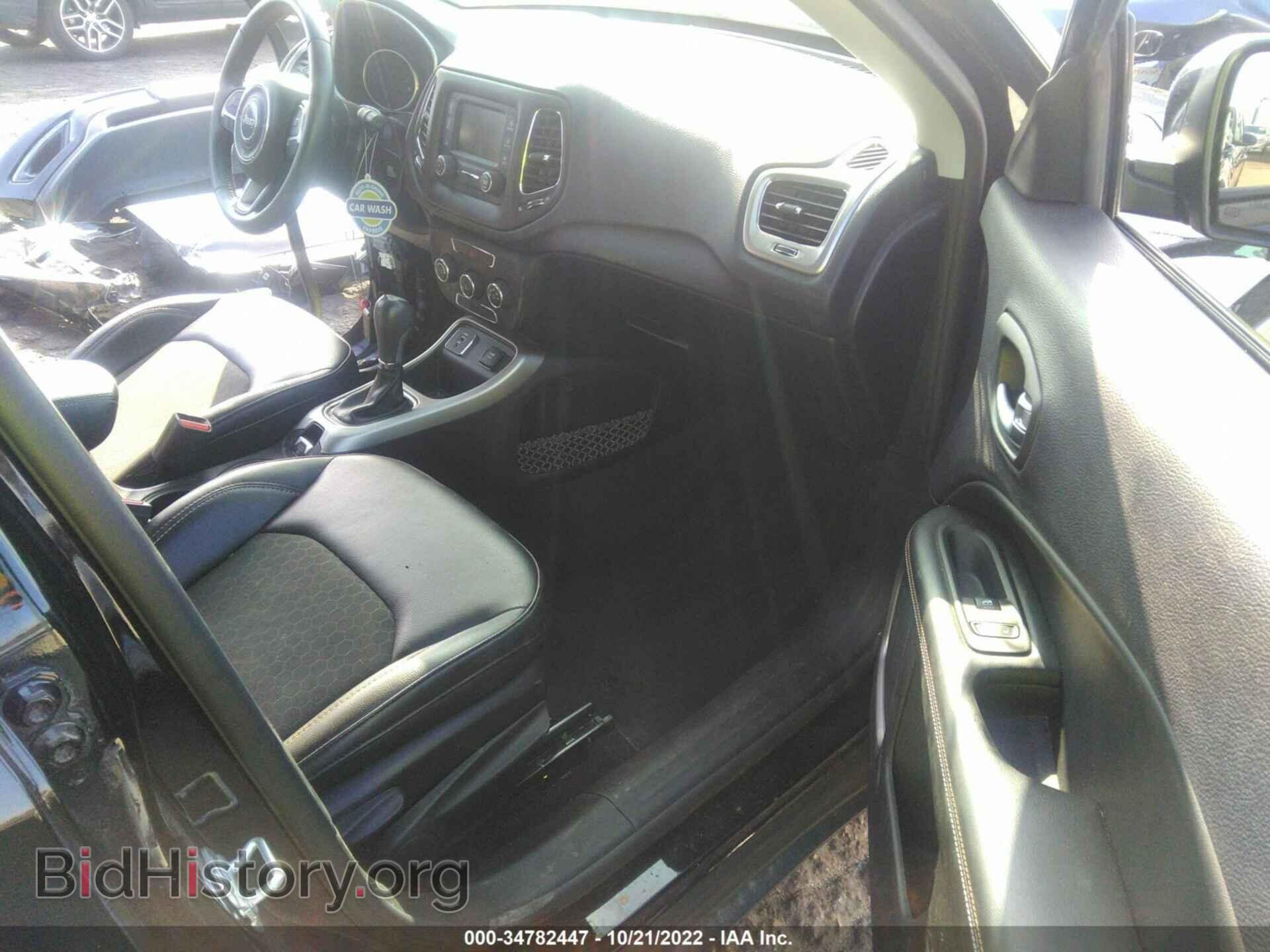 2018 JEEP COMPASS - VIN: 3C4NJCBB2JT376996 - Фото 5