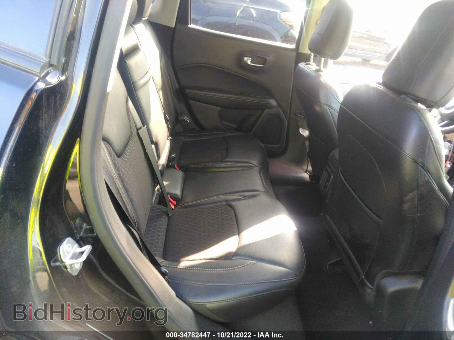 2018 JEEP COMPASS - VIN: 3C4NJCBB2JT376996 - Фото 8