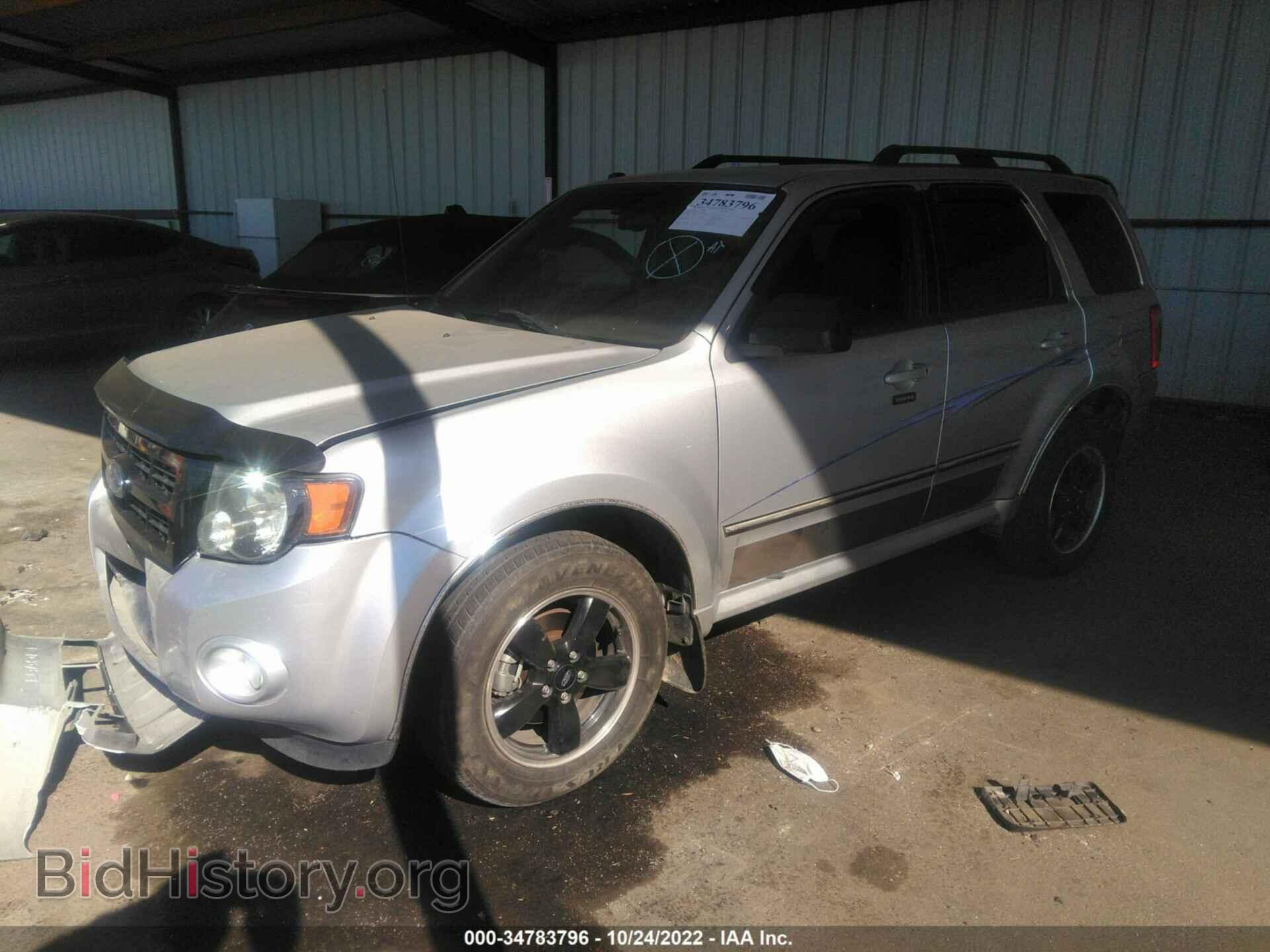 2010 FORD ESCAPE - VIN: 1FMCU0D79AKA42452 - Фото 2