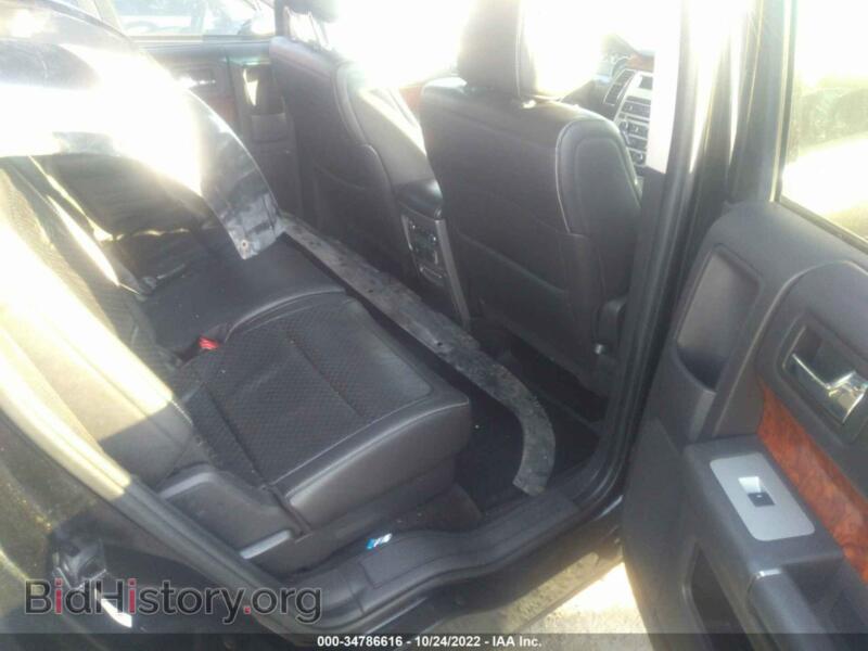 2011 Ford FLEX (VIN 2FMHK6DC7BBD31062) — фото 8 из 11