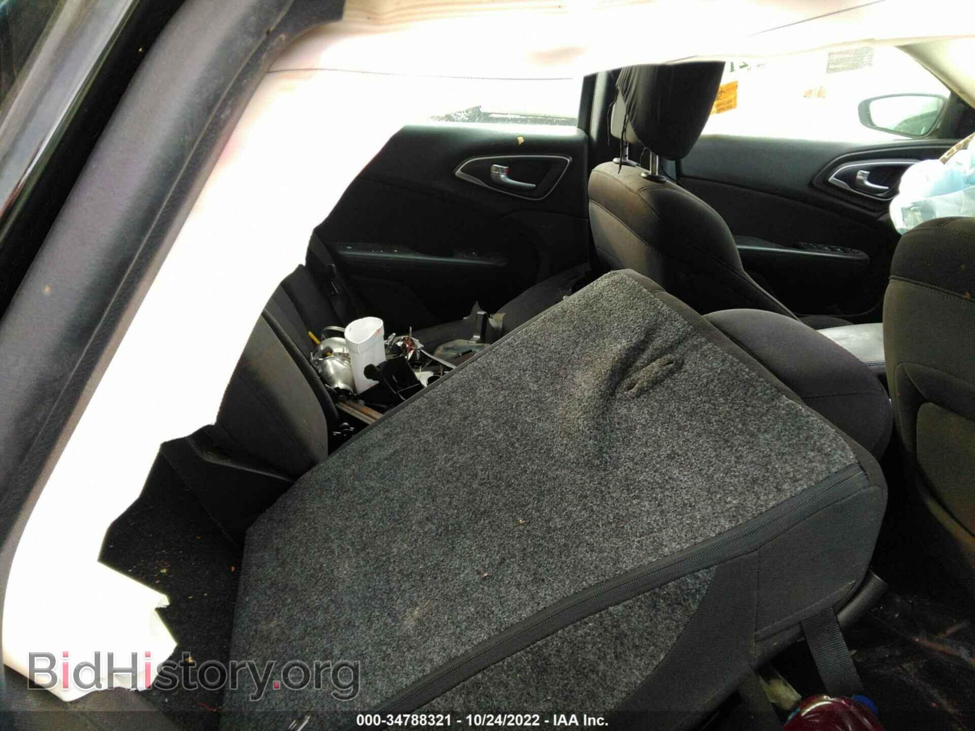 2015 CHRYSLER 200 - VIN: 1C3CCCAB6FN680086 - Фото 8