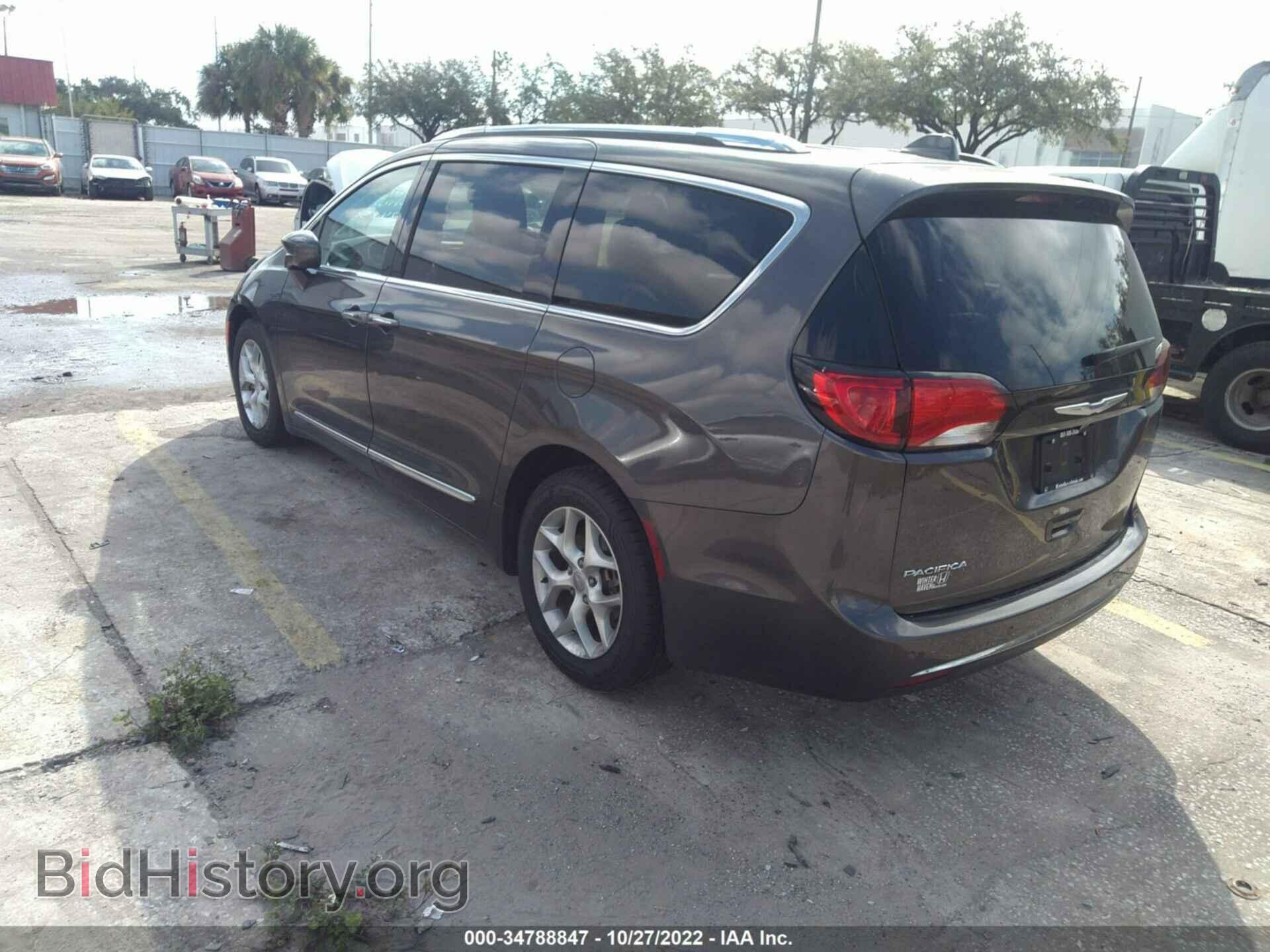 2018 CHRYSLER PACIFICA - VIN: 2C4RC1BG7JR174850 - Фото 3