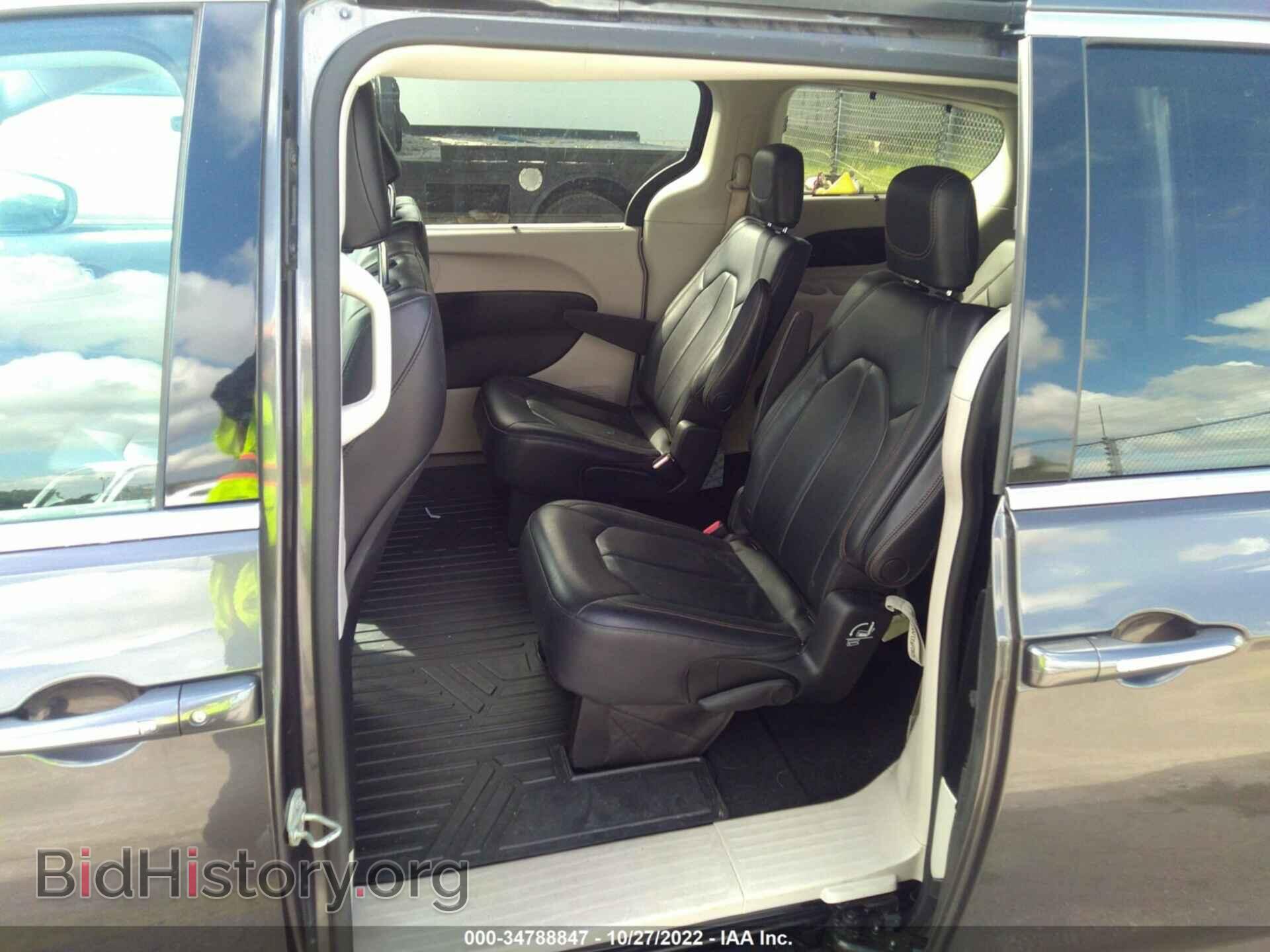 2018 CHRYSLER PACIFICA - VIN: 2C4RC1BG7JR174850 - Фото 8