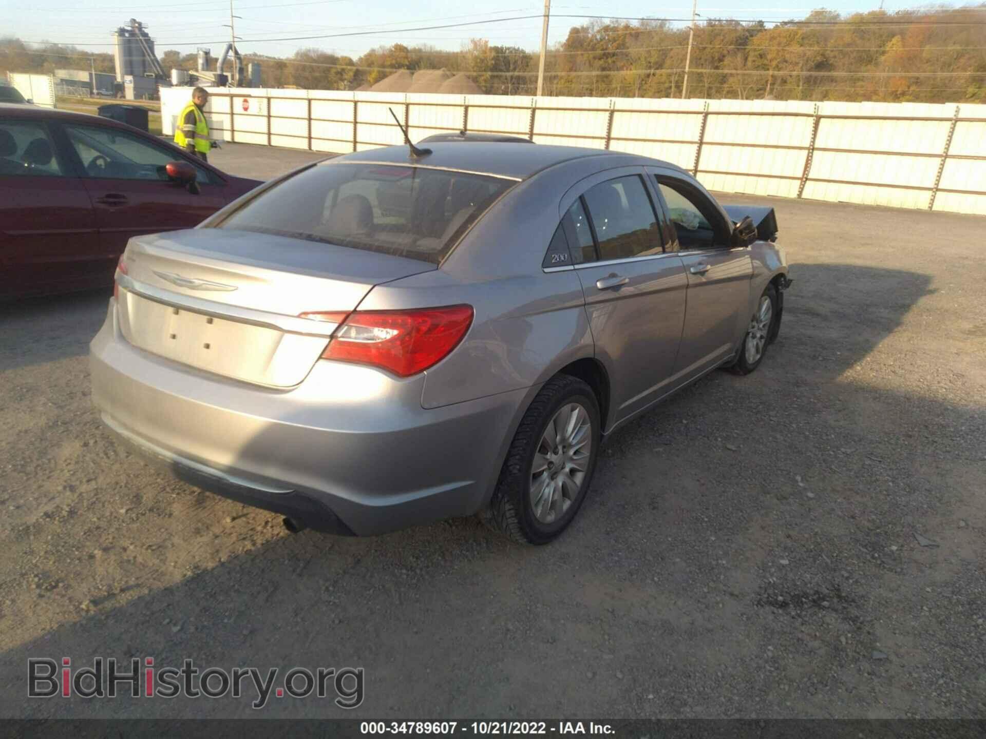 2013 CHRYSLER 200 - VIN: 1C3CCBAB6DN654613 - Фото 4