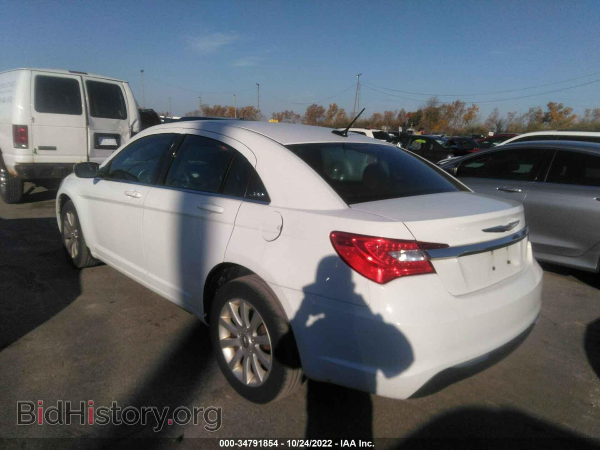 2012 CHRYSLER 200 - VIN: 1C3CCBBB0CN176508 - Фото 3