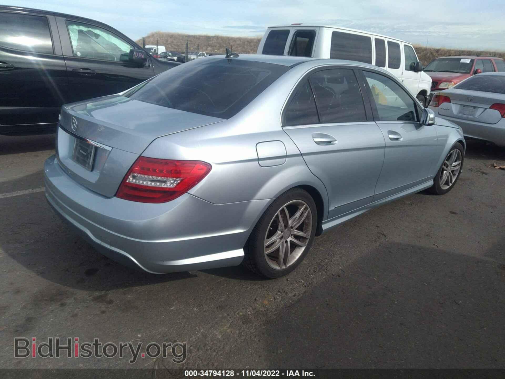 2013 MERCEDES-BENZ C-CLASS - VIN: WDDGF4HB0DR264594 - Фото 4