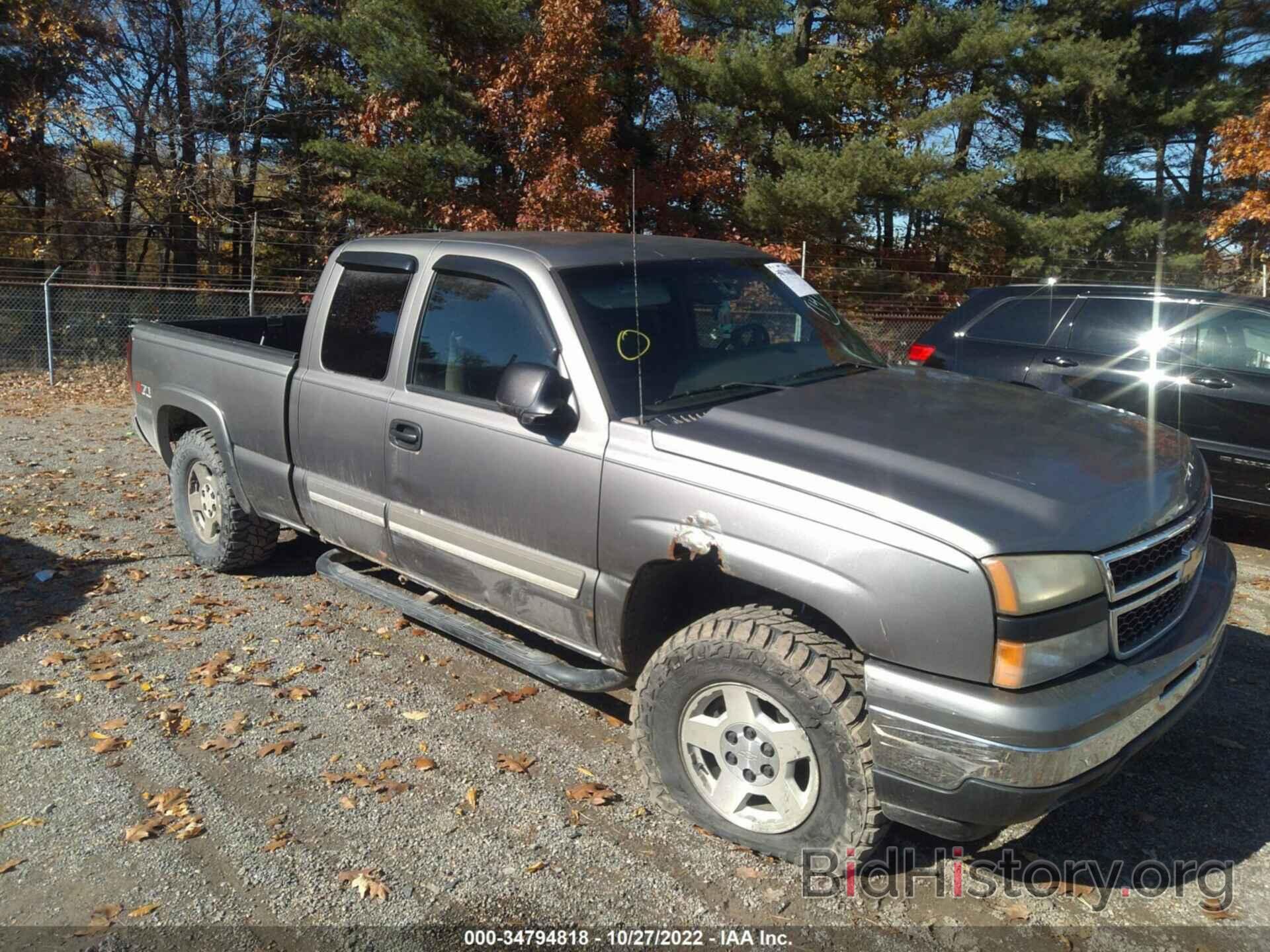 Photo 1GCEK19B56Z117944 - CHEVROLET SILVERADO 1500 2006