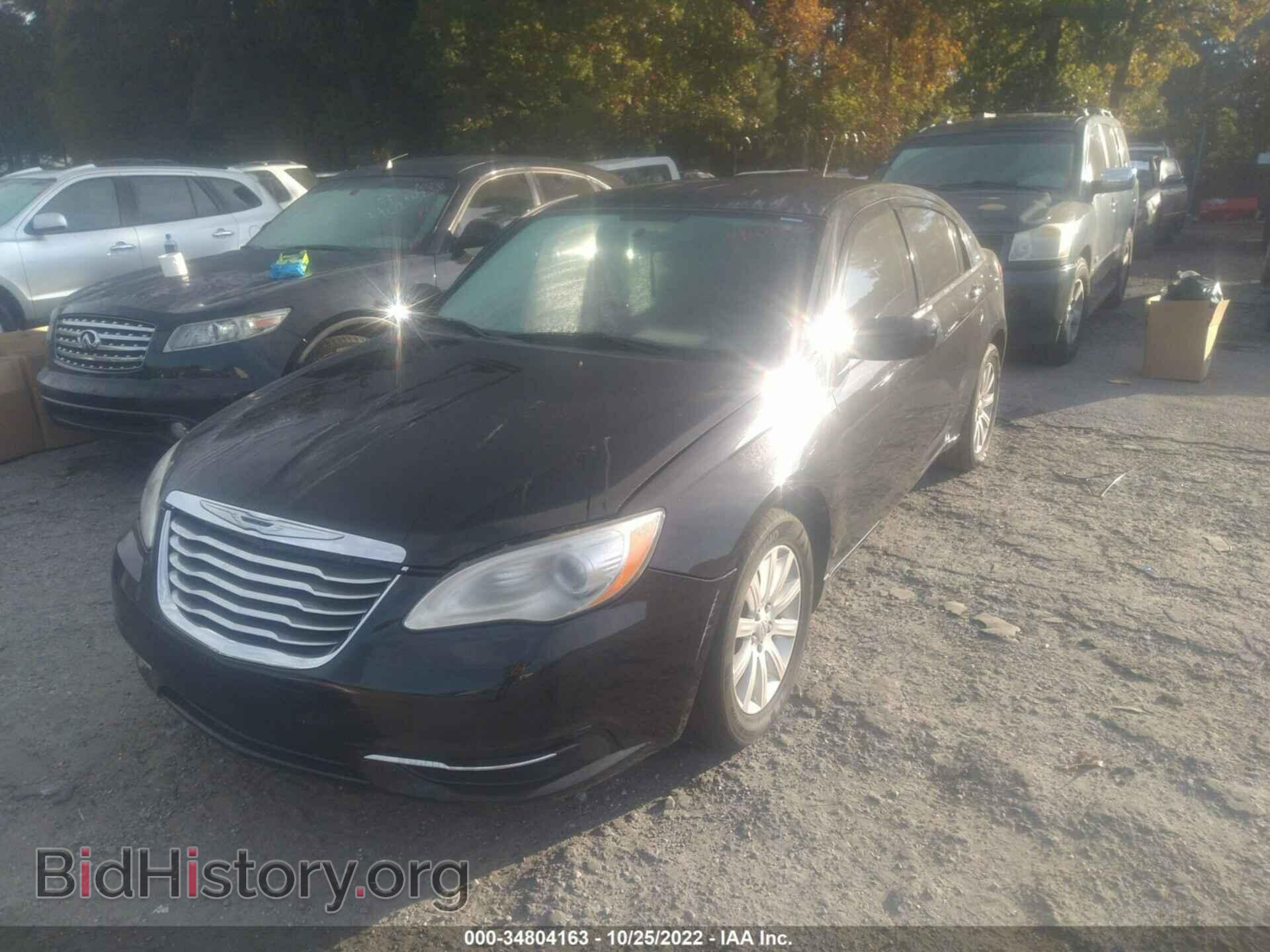 2011 CHRYSLER 200 - VIN: 1C3BC1FB5BN545085 - Фото 2