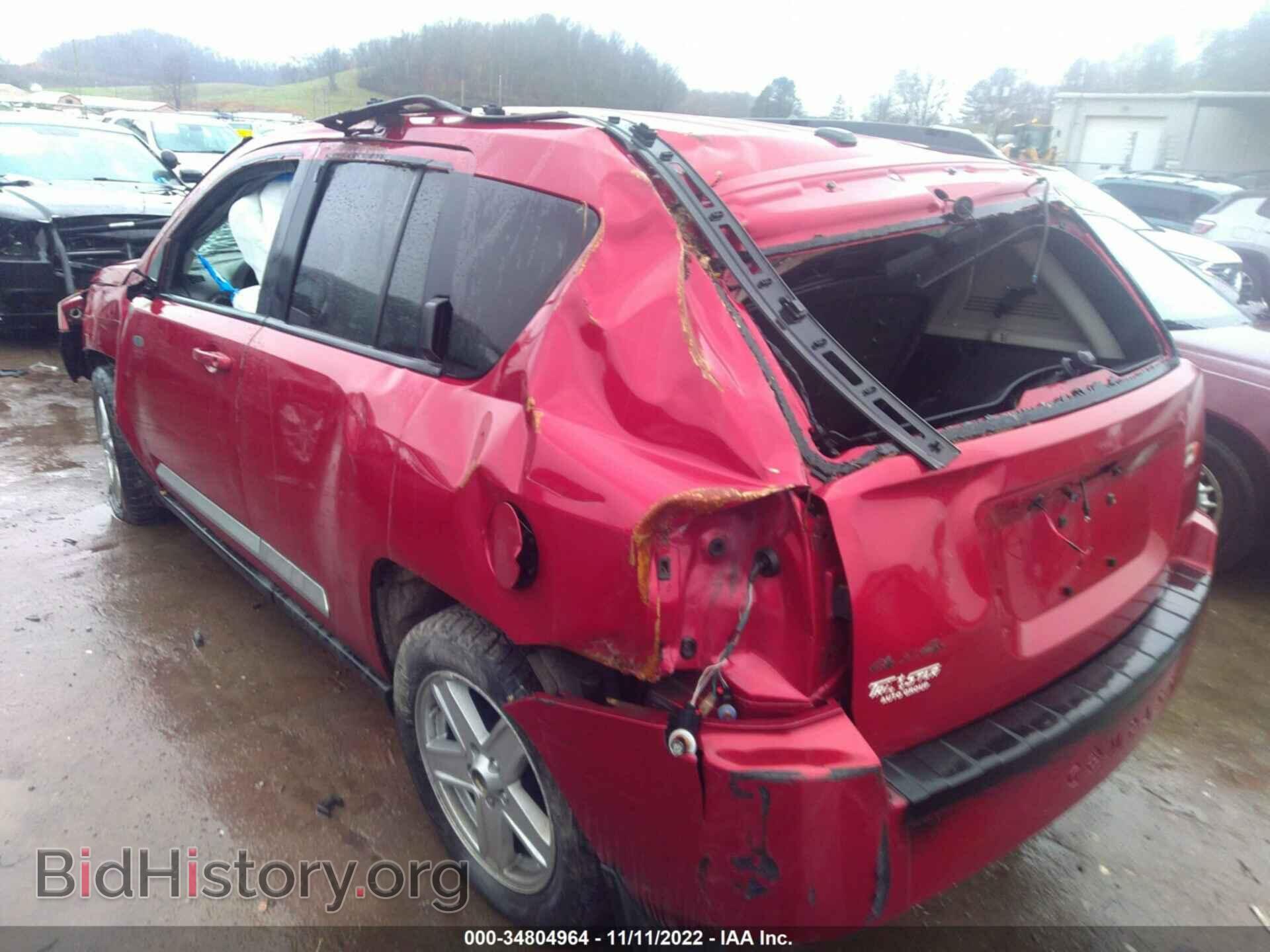 2010 JEEP COMPASS - VIN: 1J4NF1FB1AD652438 - Photo 3