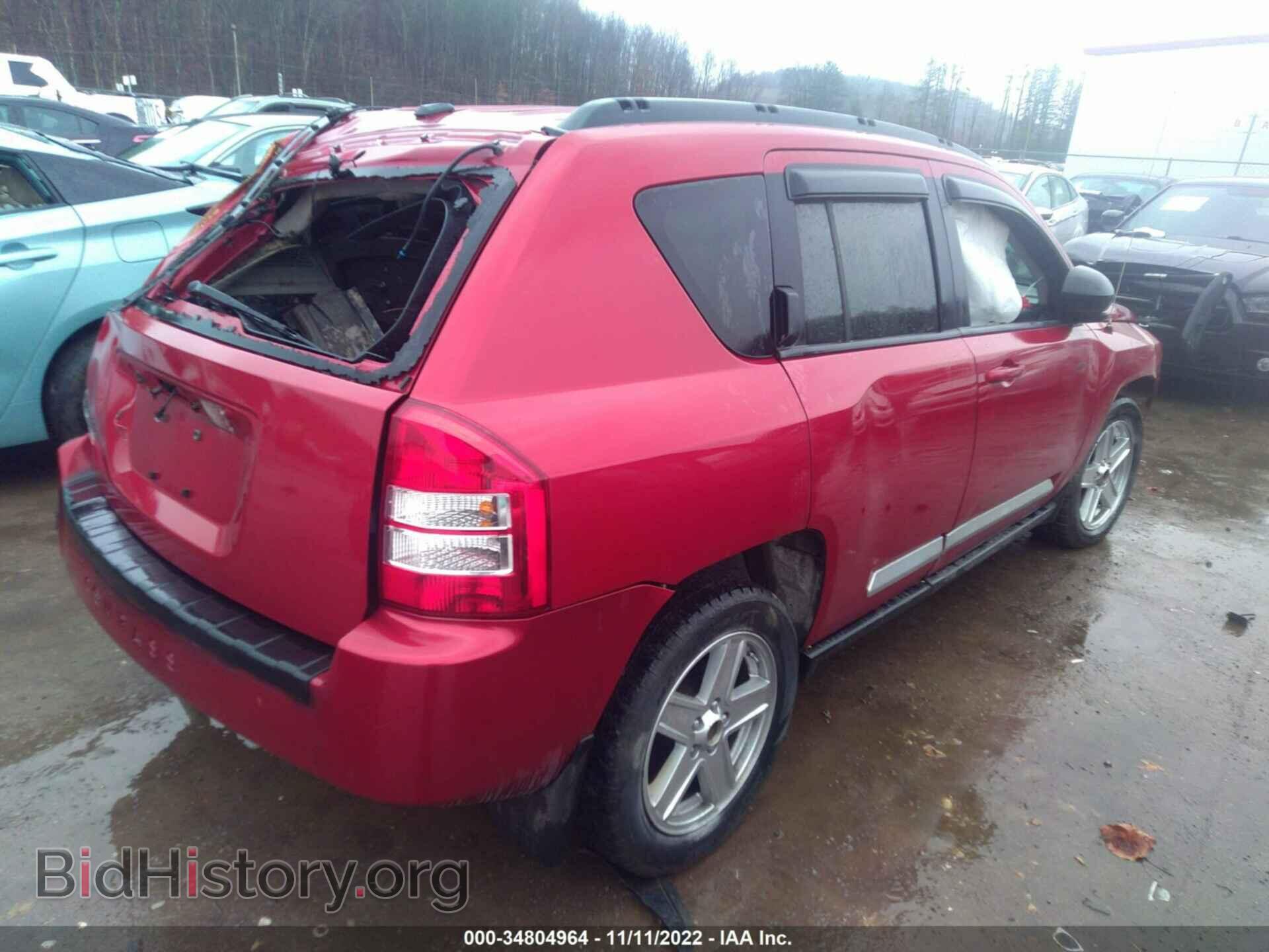 2010 JEEP COMPASS - VIN: 1J4NF1FB1AD652438 - Photo 4