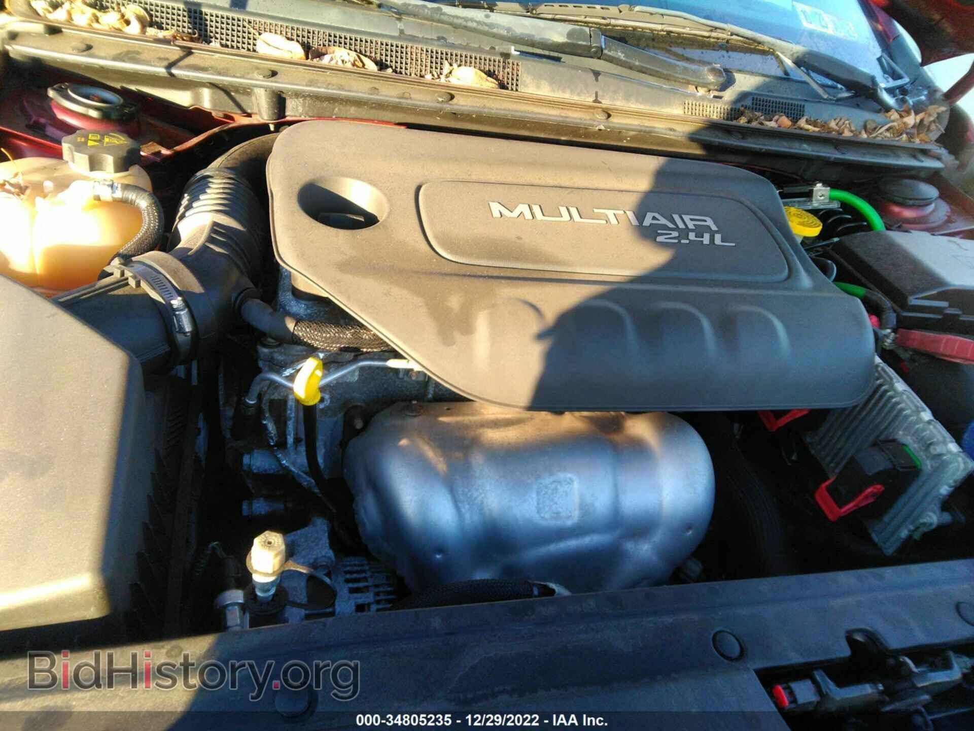 2016 CHRYSLER 200 - VIN: 1C3CCCBB8GN100532 - Фото 10
