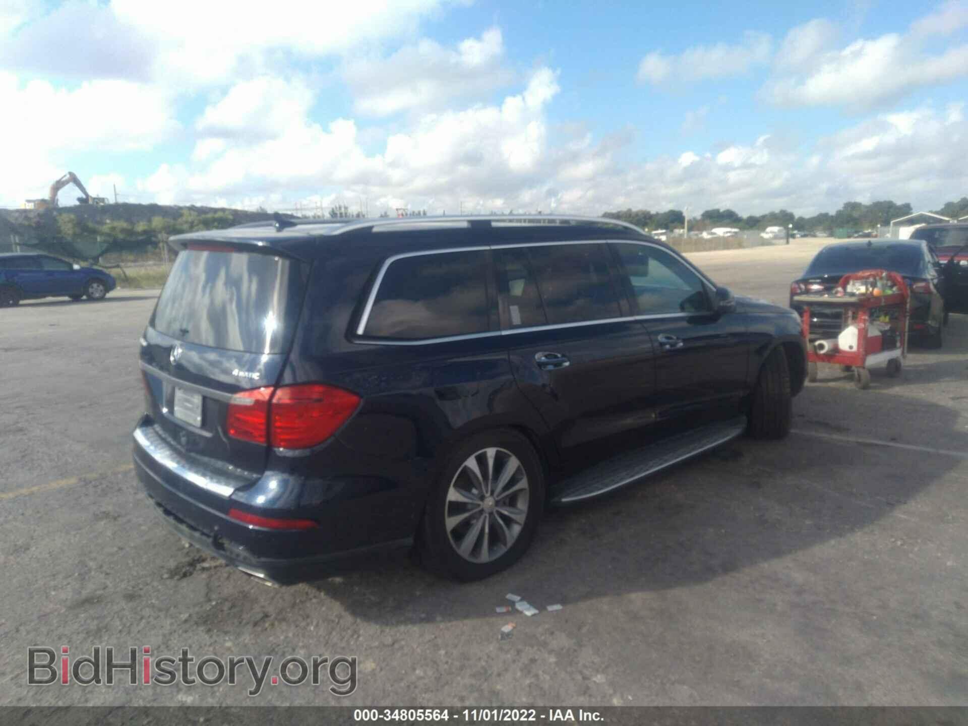 2015 MERCEDES-BENZ GL-CLASS - VIN: 4JGDF6EE2FA453221 - Фото 4