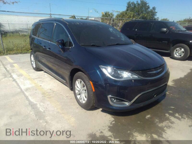 2018 Chrysler PACIFICA Touring L (VIN 2C4RC1BGXJR269807) — фото 1 из 12, IAAI, повреждение: оба бока