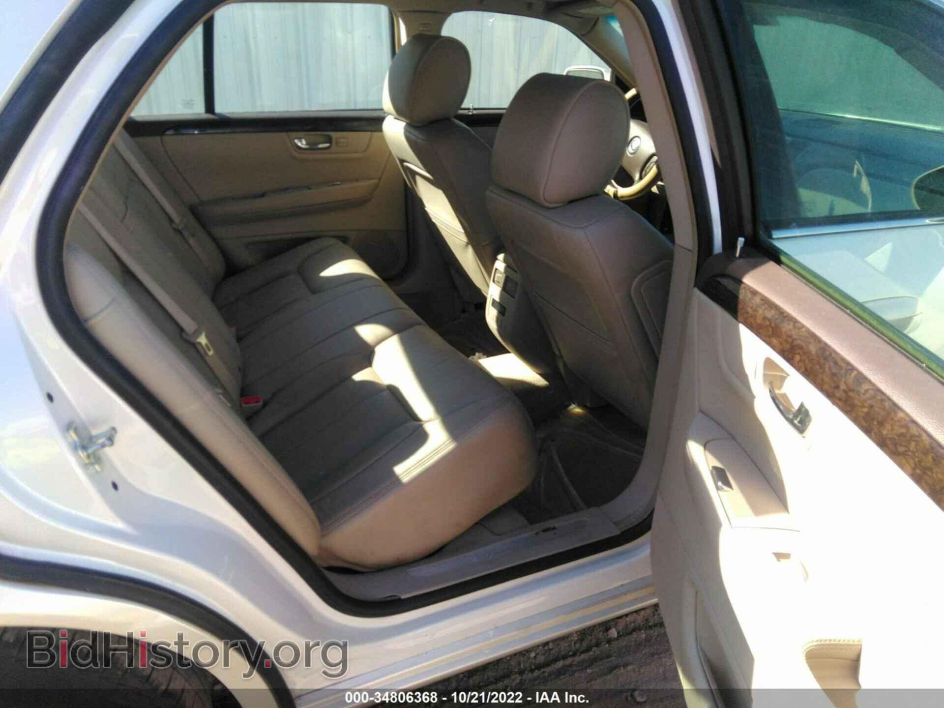 2011 CADILLAC DTS - VIN: 1G6KD5E61BU123280 - Фото 8
