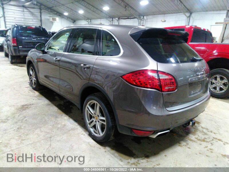 2013 Porsche CAYENNE (VIN WP1AF2A23DLA30160) — фото 3 из 11