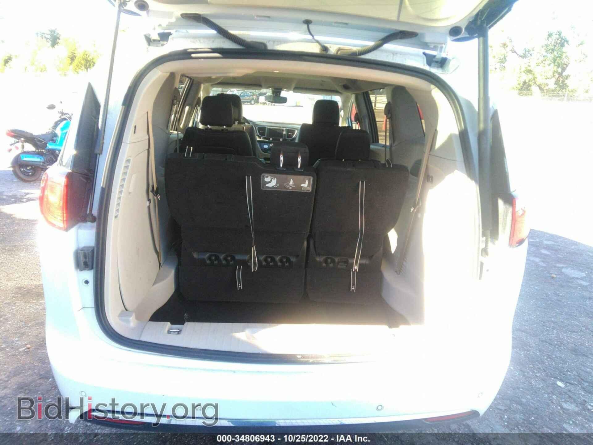 2020 CHRYSLER PACIFICA - VIN: 2C4RC1BG1LR271156 - Photo 8