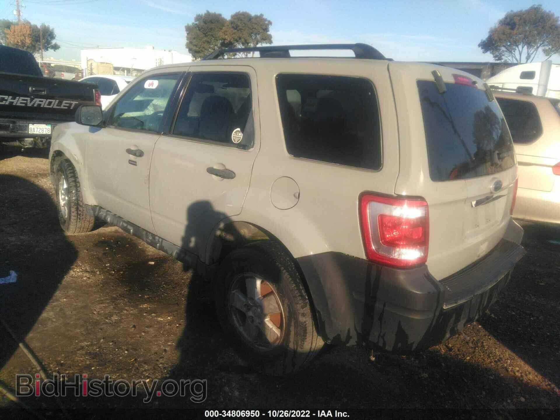 2011 FORD ESCAPE - VIN: 1FMCU9D7XBKA15539 - Фото 3